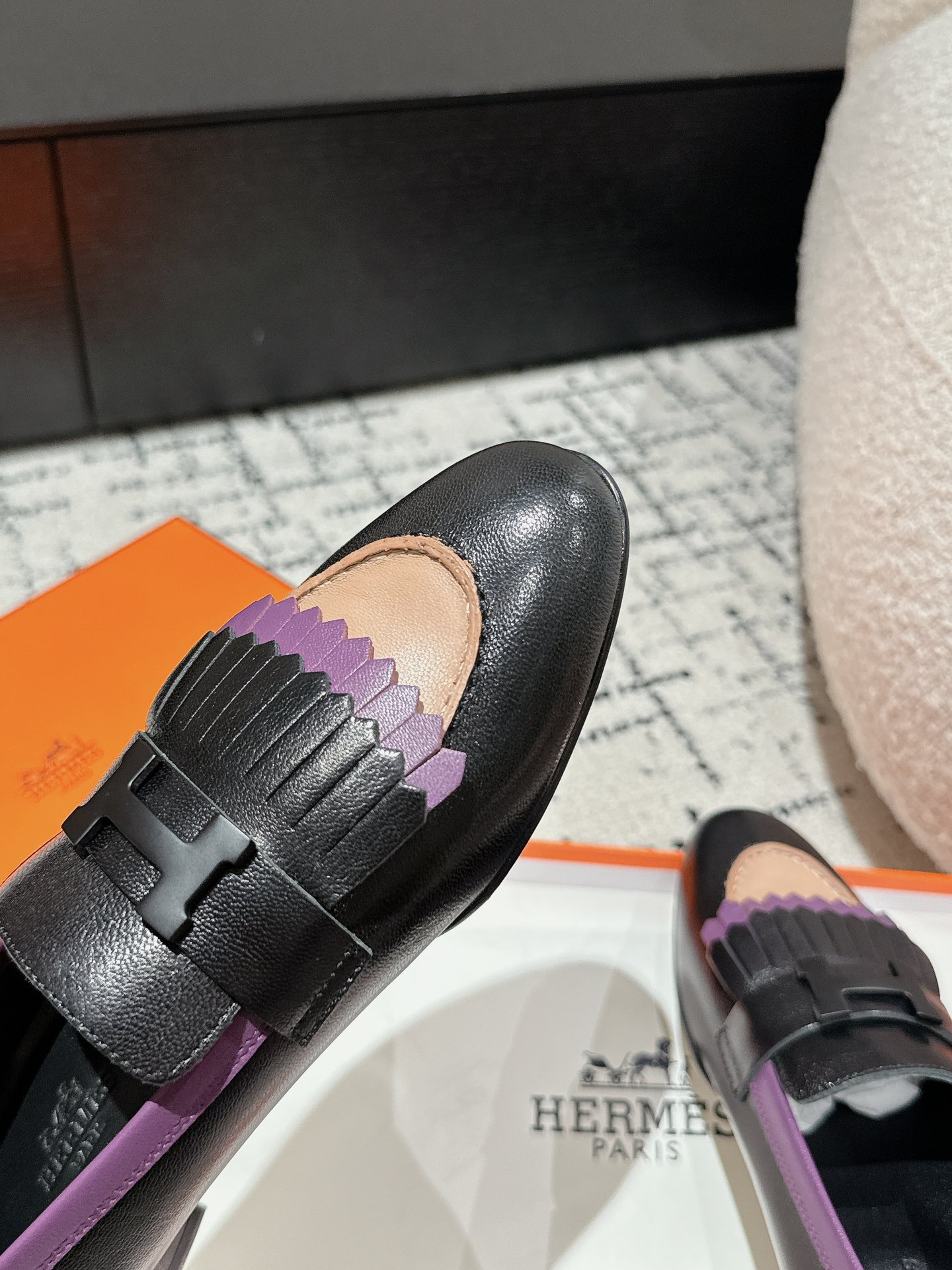 HERMES 00979 HERMES 00979