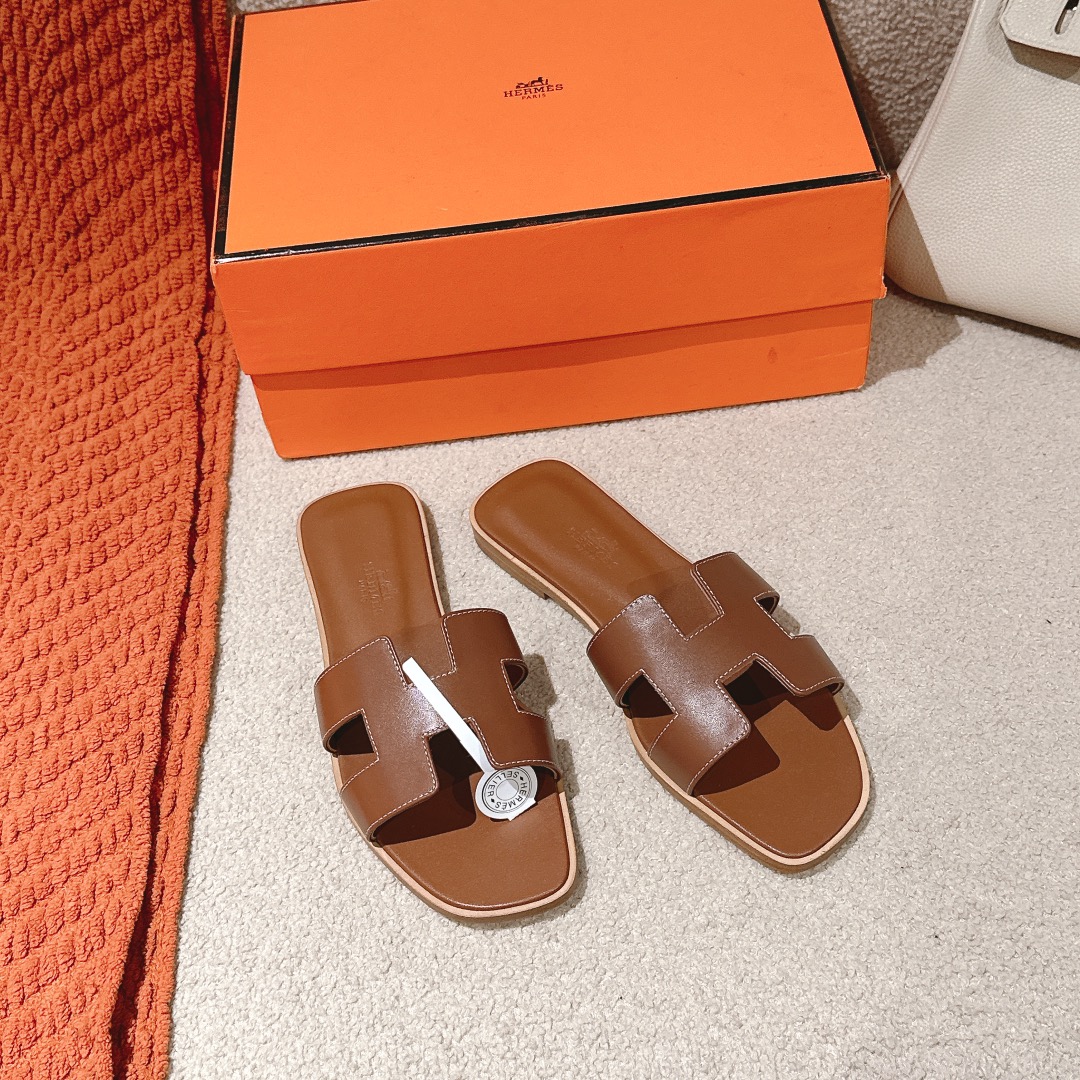 HERMES  00989