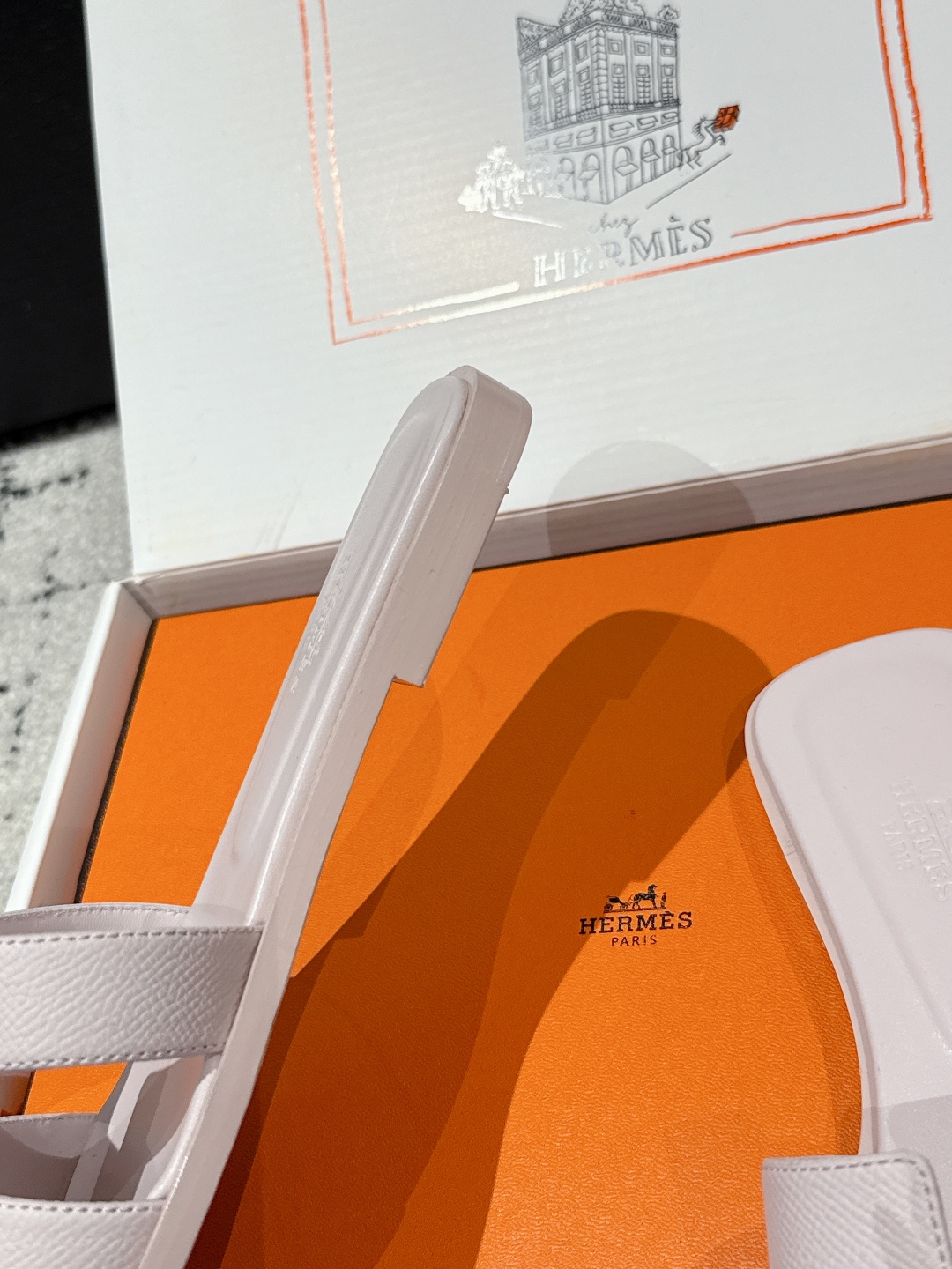 HERMES 00999 HERMES 00999