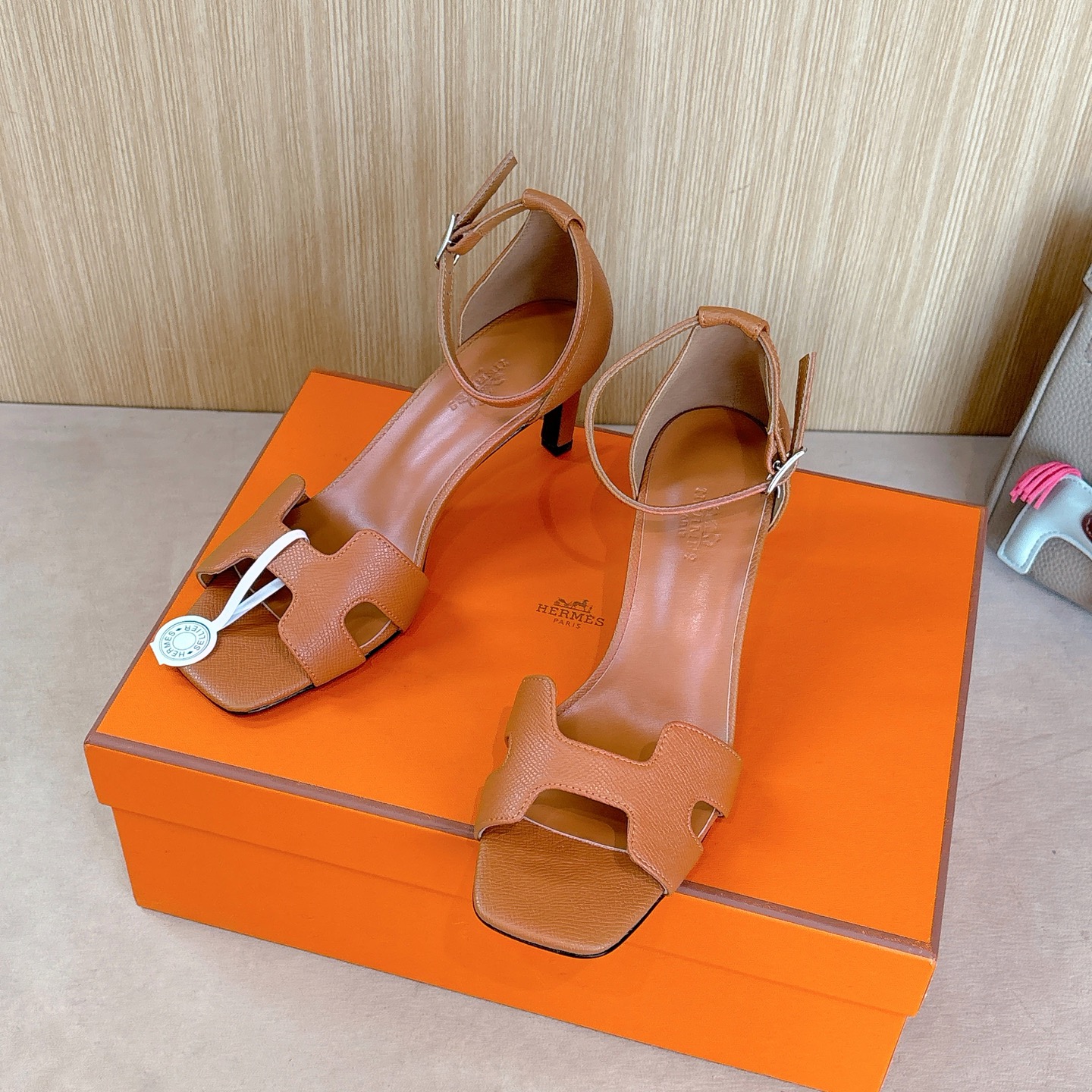 HERMES 00999 HERMES 00999