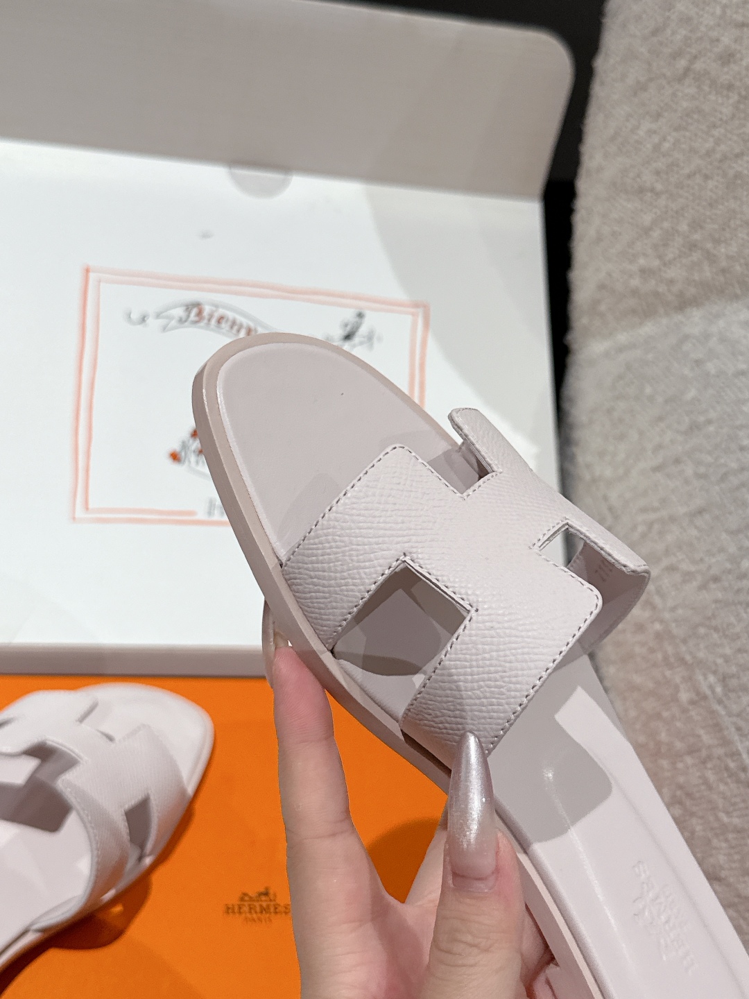 HERMES 00999 HERMES 00999