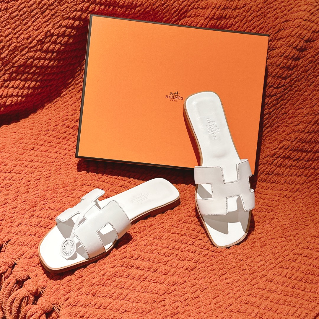 HERMES 00999 HERMES 00999