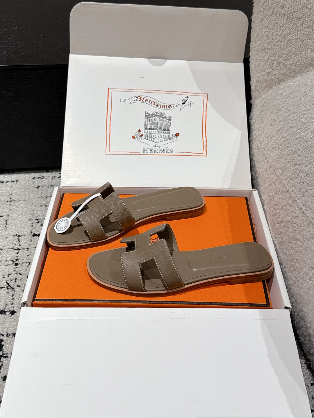 HERMES ORAN H SANDALS SLIPPERS Classic Epsom Etoupe Gray