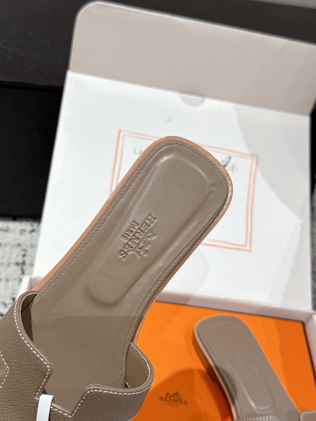 HERMES ORAN H SANDALS SLIPPERS Classic Epsom Etoupe Gray