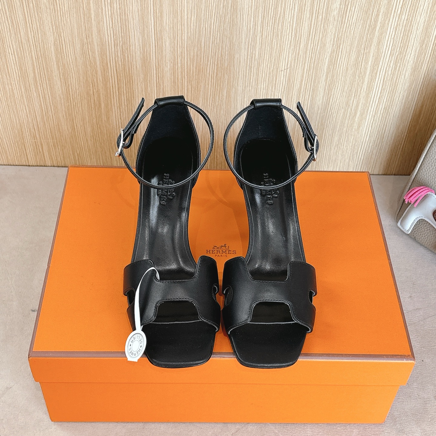 HERMES 01039 HERMES 01039