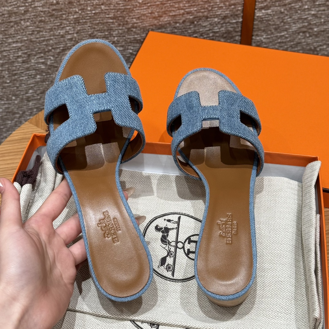 HERMES 01059 HERMES 01059