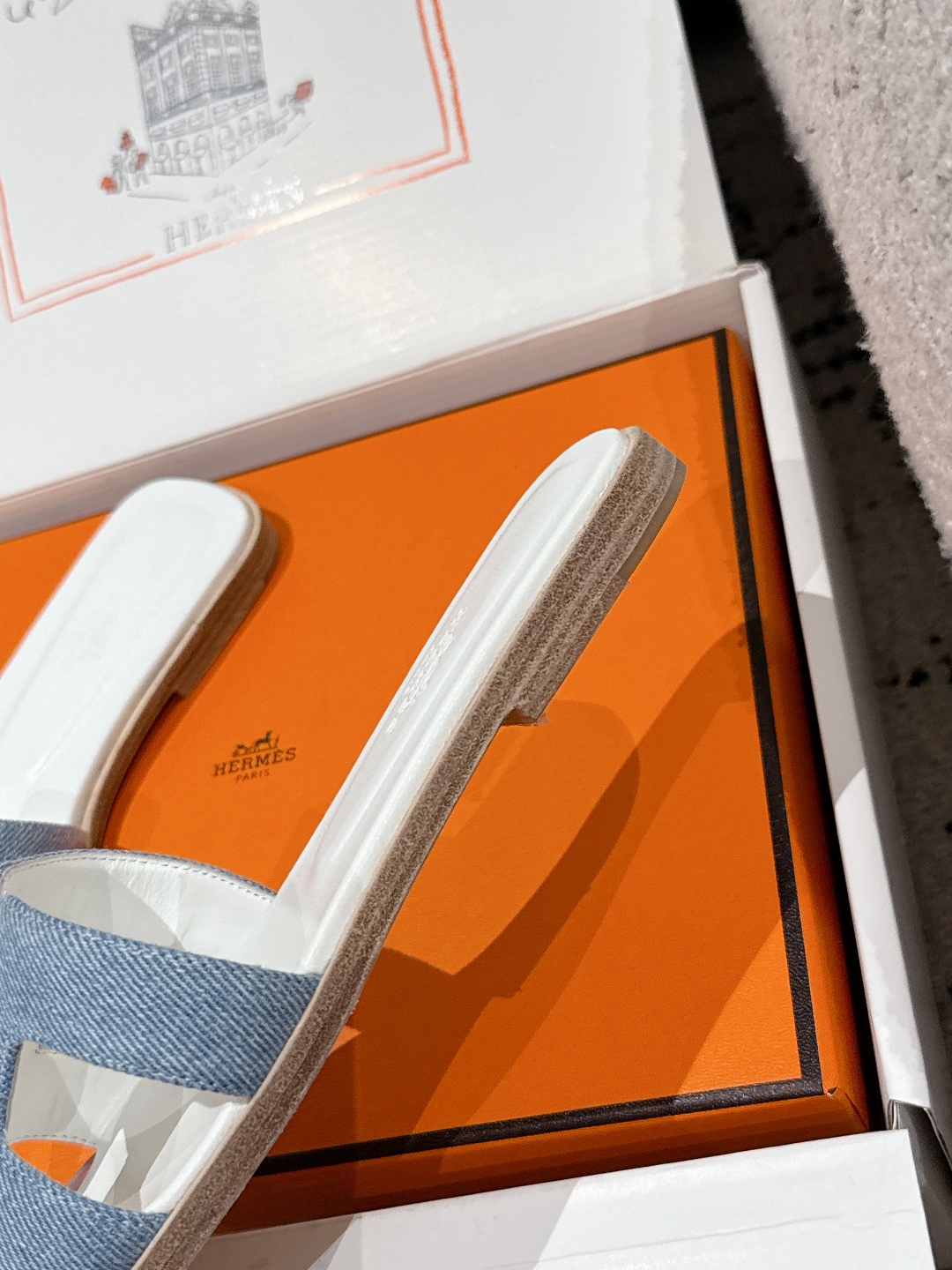 HERMES 01059 HERMES 01059