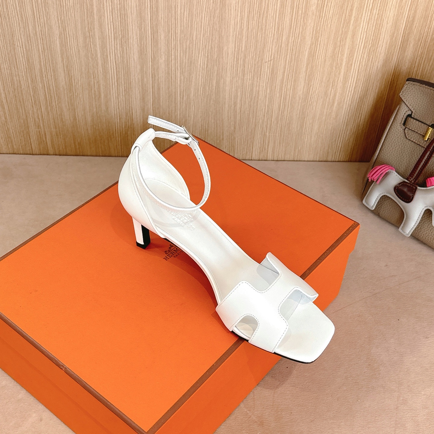 HERMES 01059 HERMES 01059