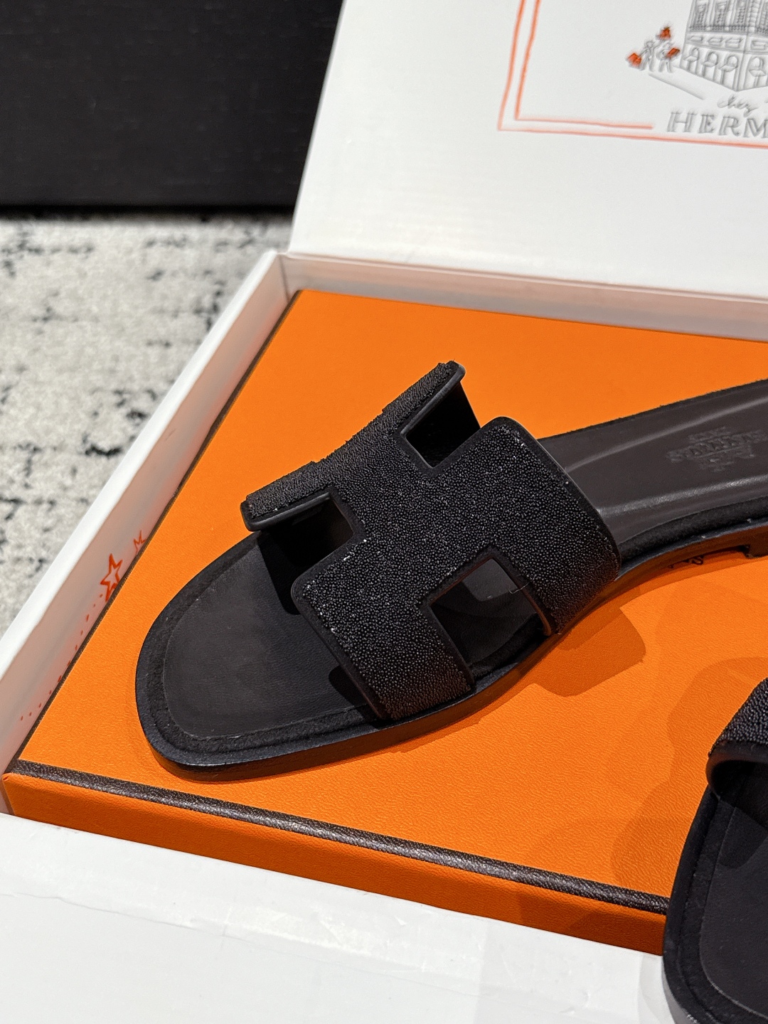 HERMES 01069 HERMES 01069