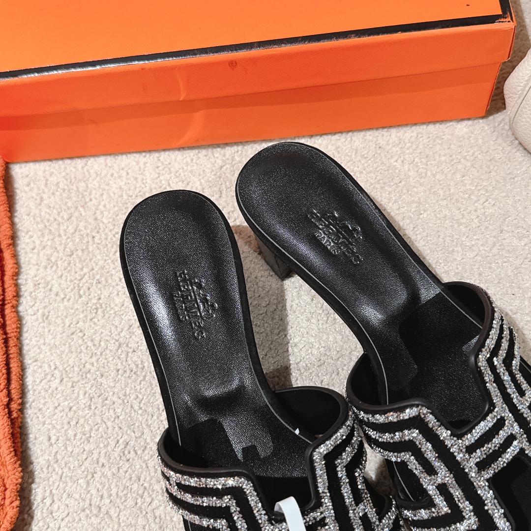 HERMES 01069 HERMES 01069
