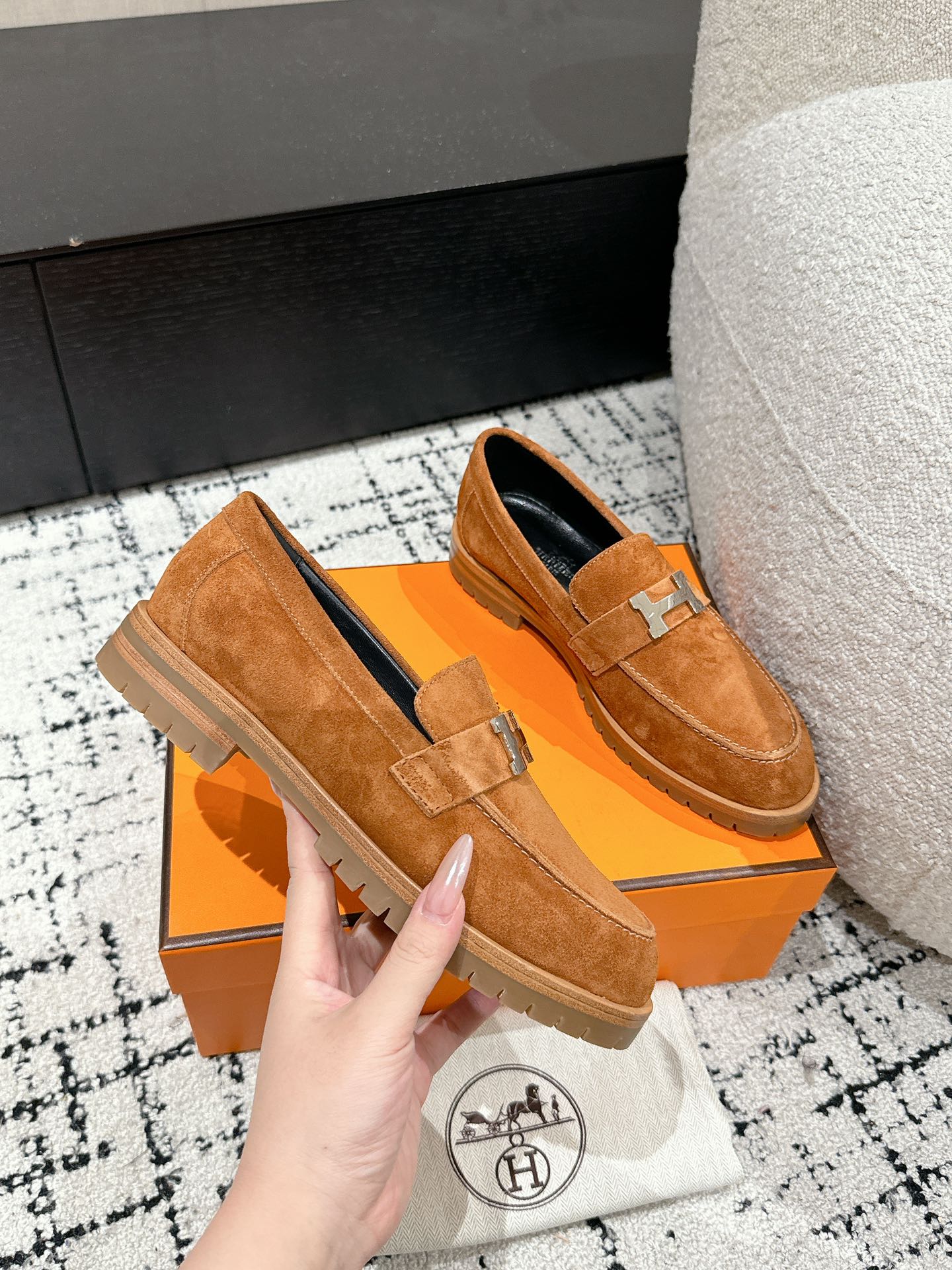 HERMES 01069 HERMES 01069