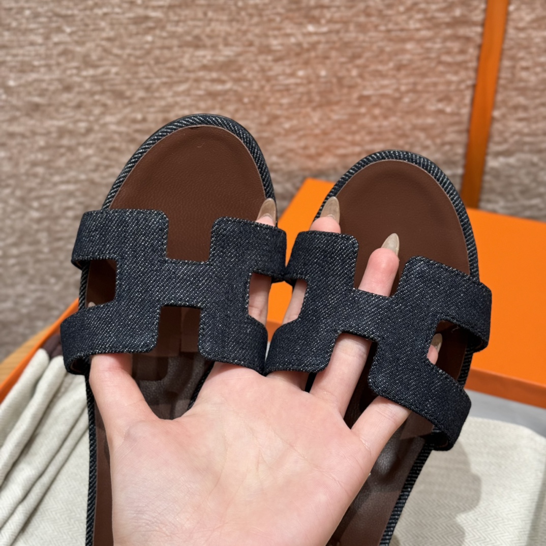 HERMES 01069 HERMES 01069