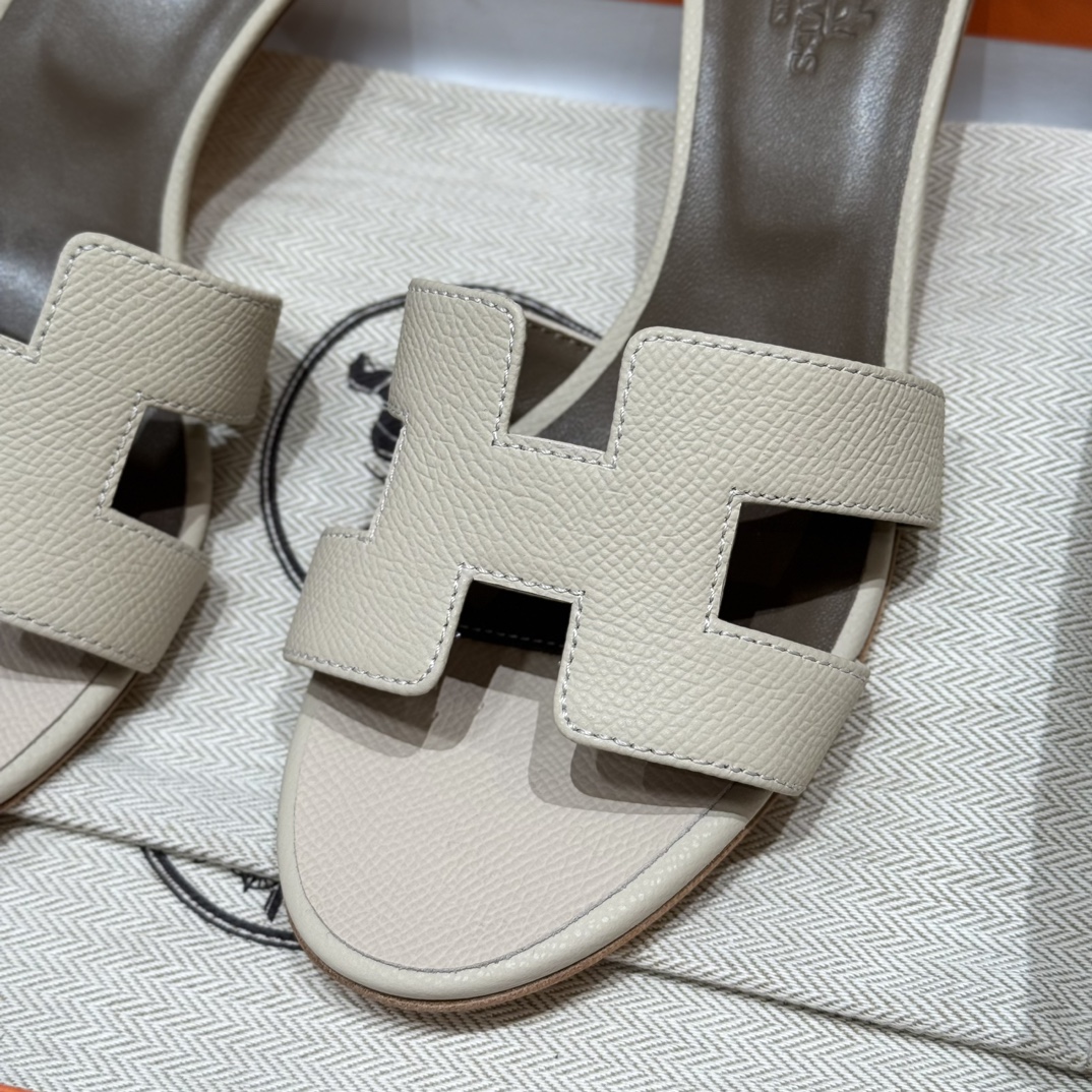 HERMES 01077