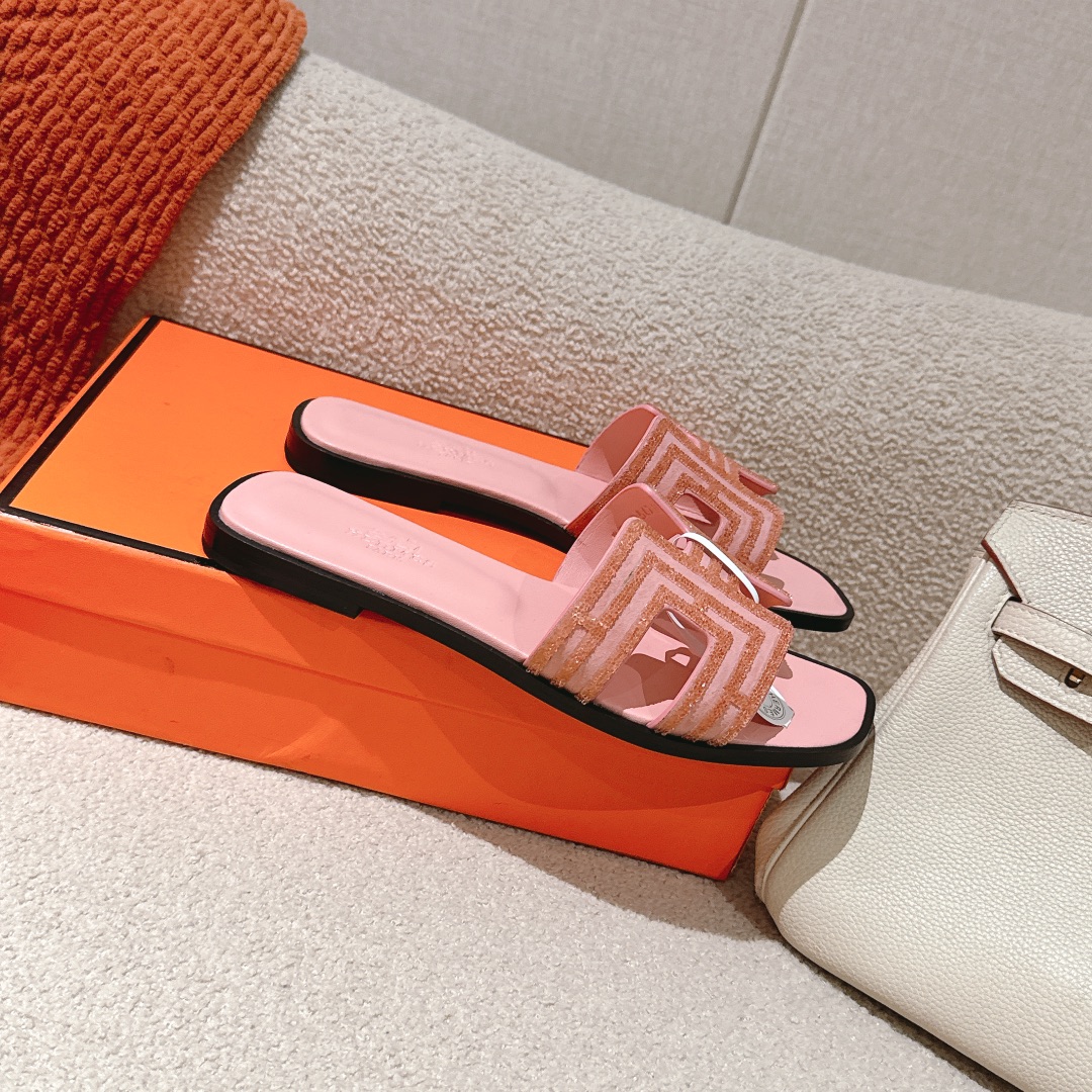 HERMES  01079