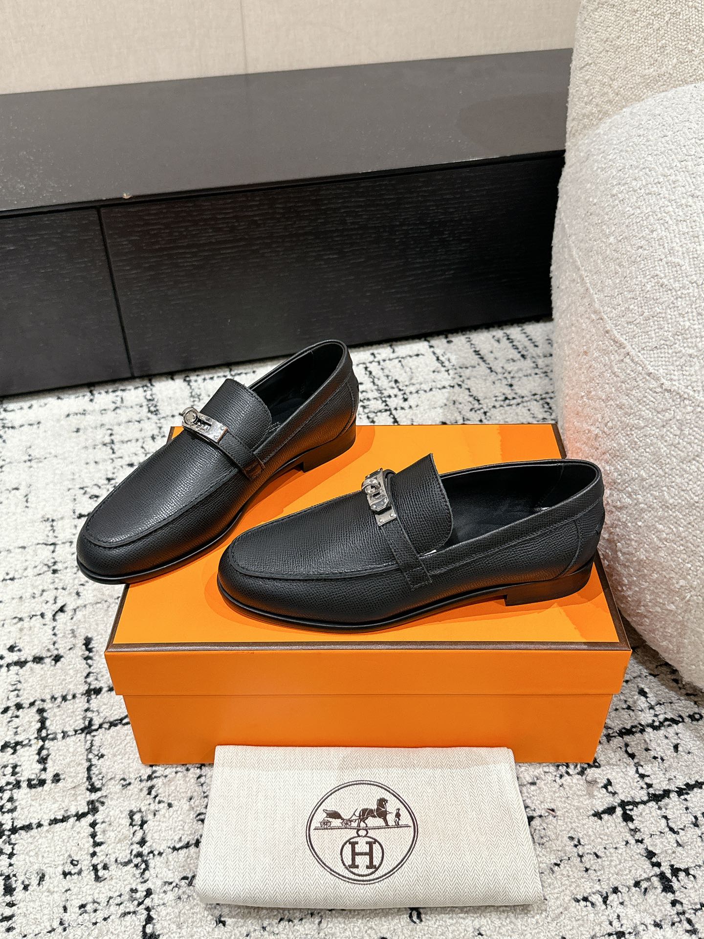 Hermes  Epsom Womens Destin Loafer  Black