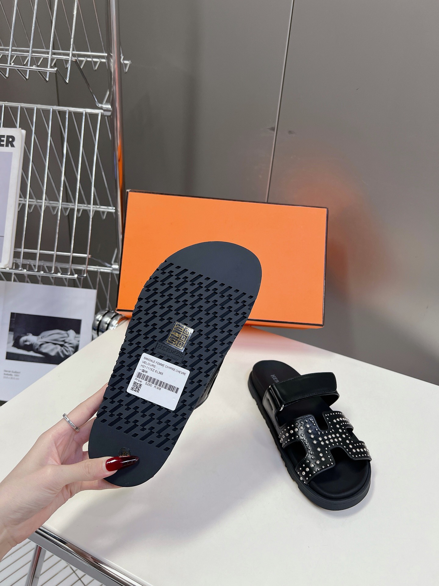 HERMES 01079