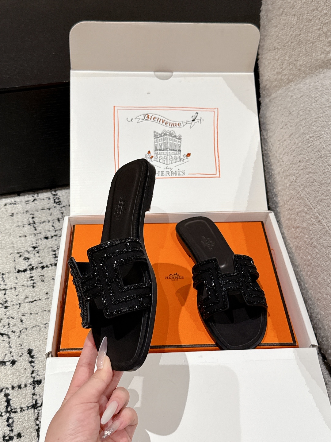 HERMES  01099