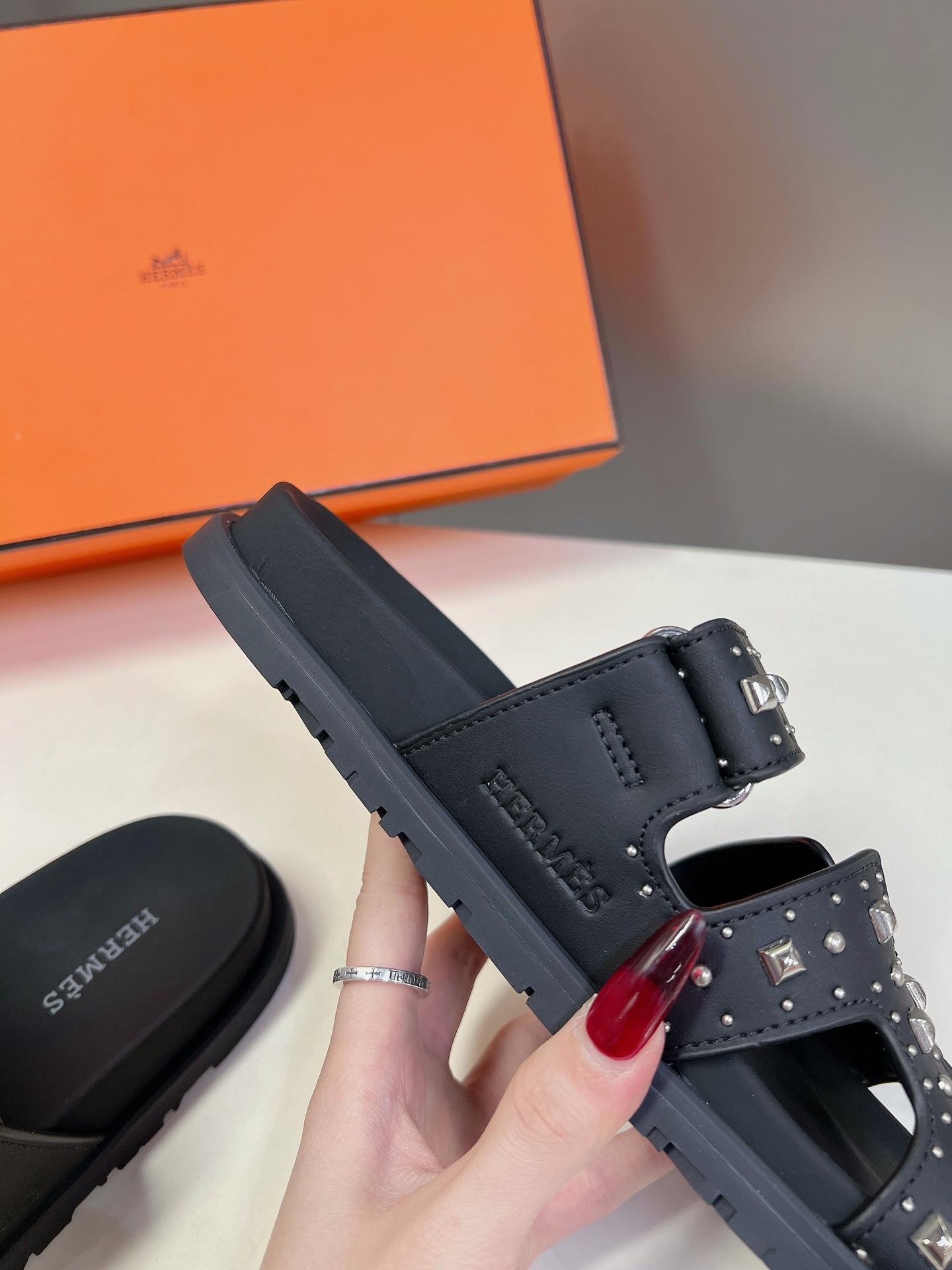 HERMES 01109