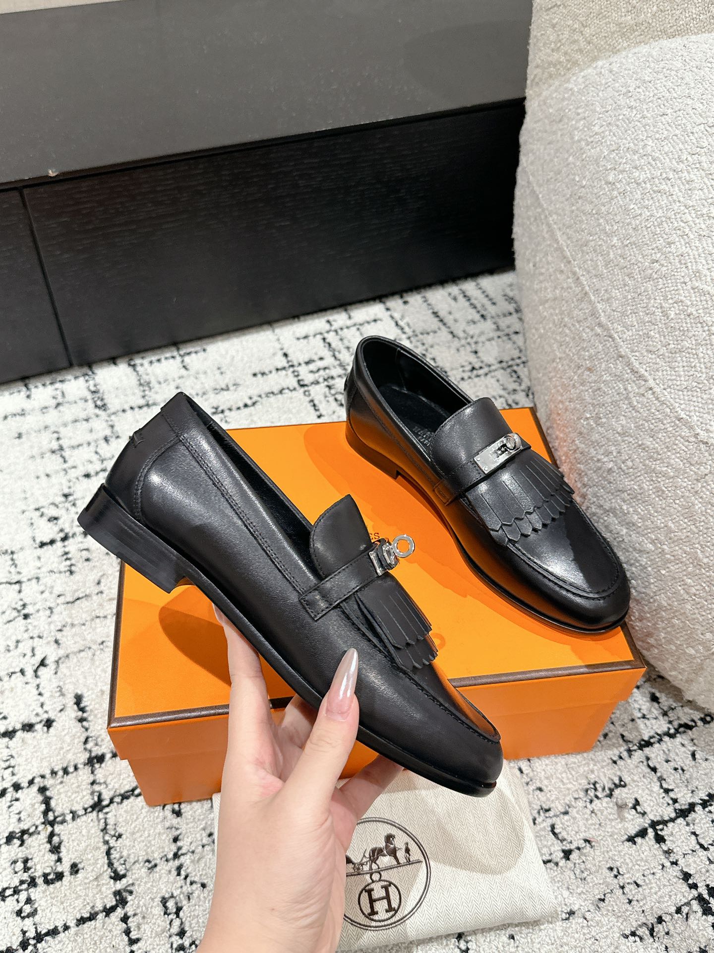 Hermès Destin loafer - Black | Hermès Finland