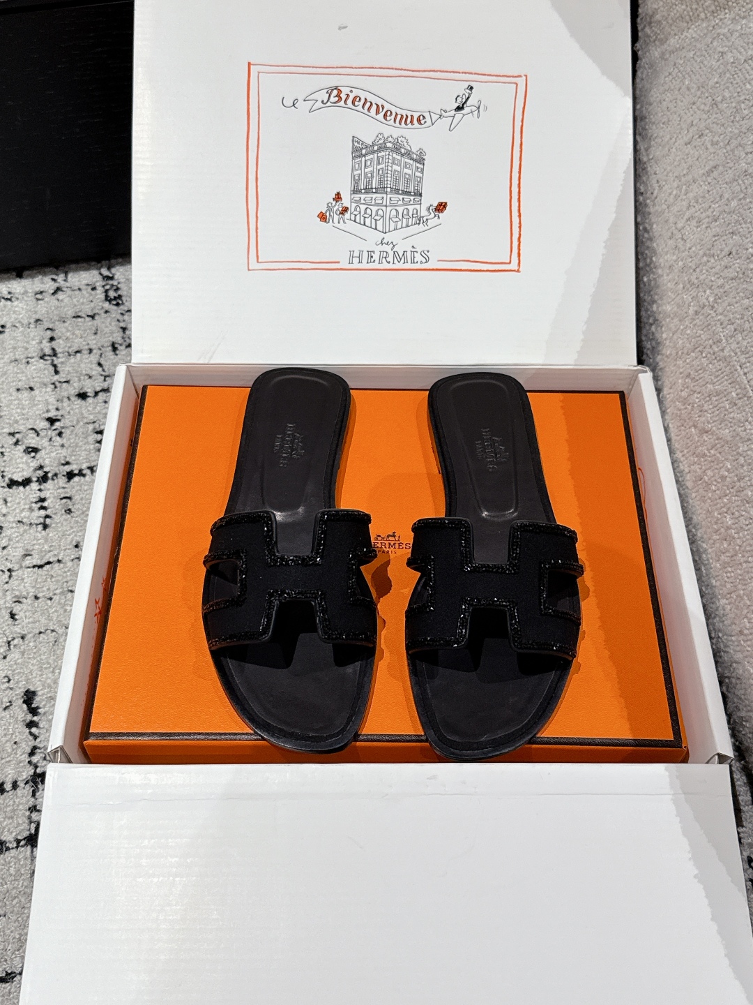 HERMES  01129