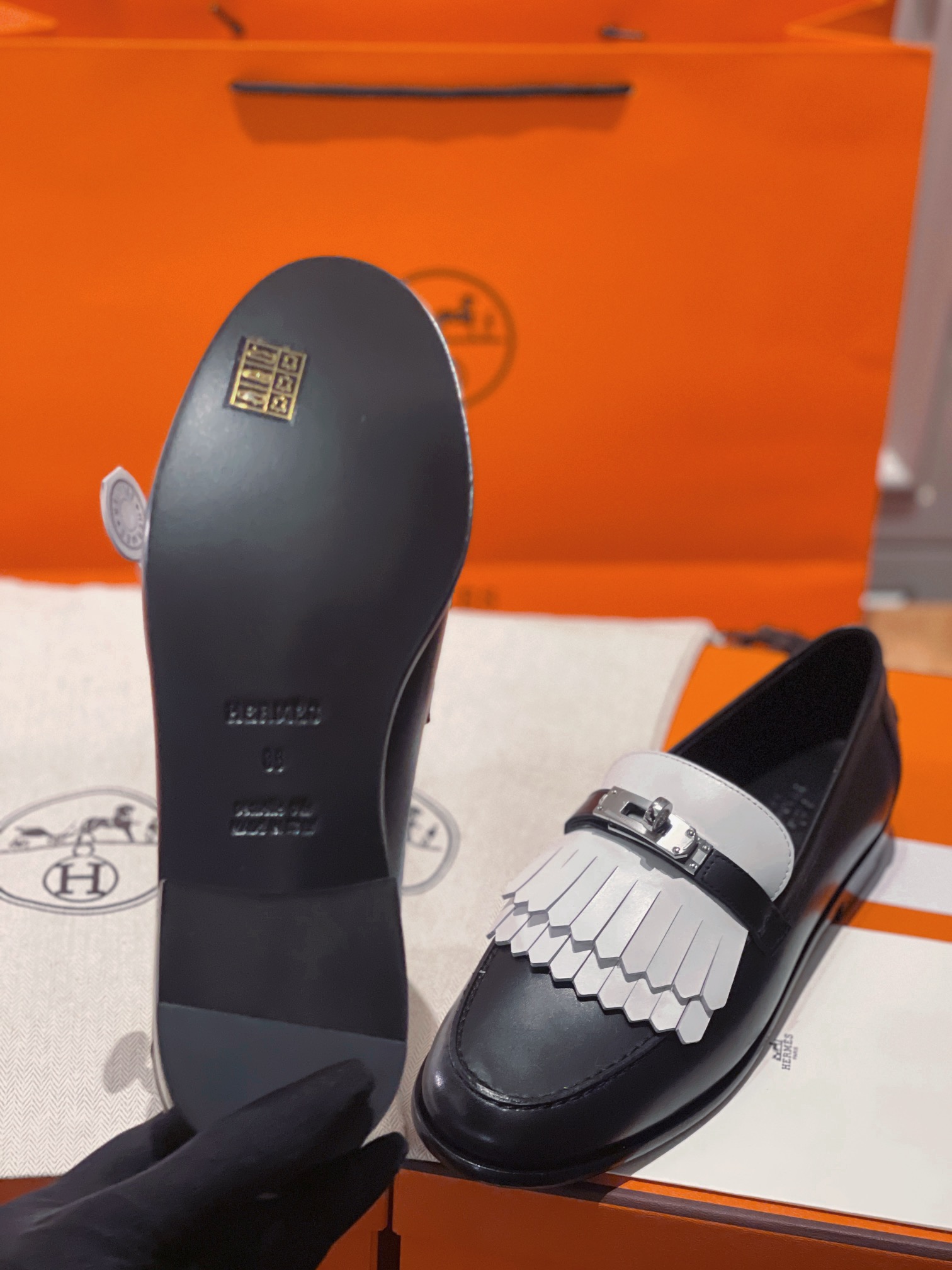 HERMES  01129