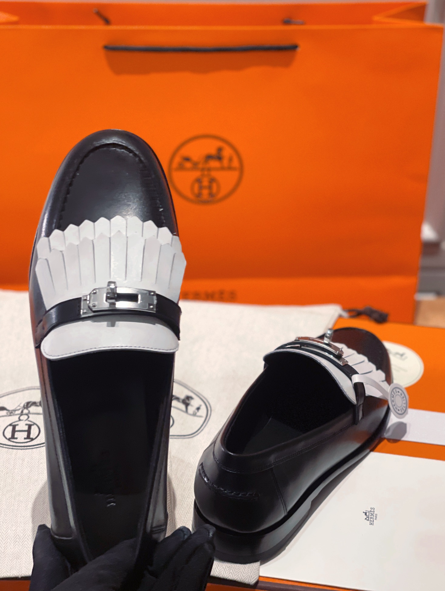 HERMES  01129
