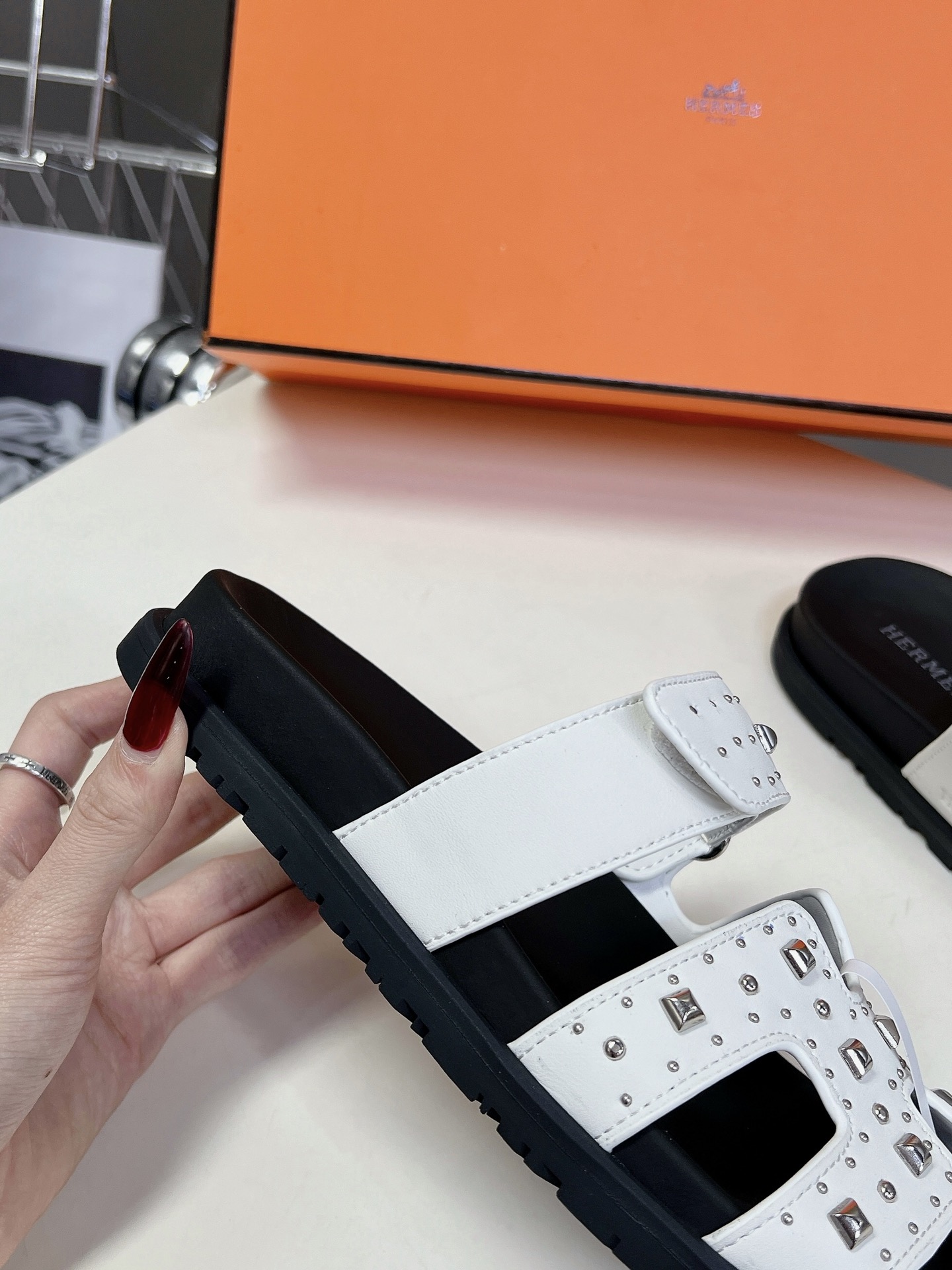 HERMES 01129 Hermes Chypre Sandal white Studded Stud Punk Rock H Logo Strap