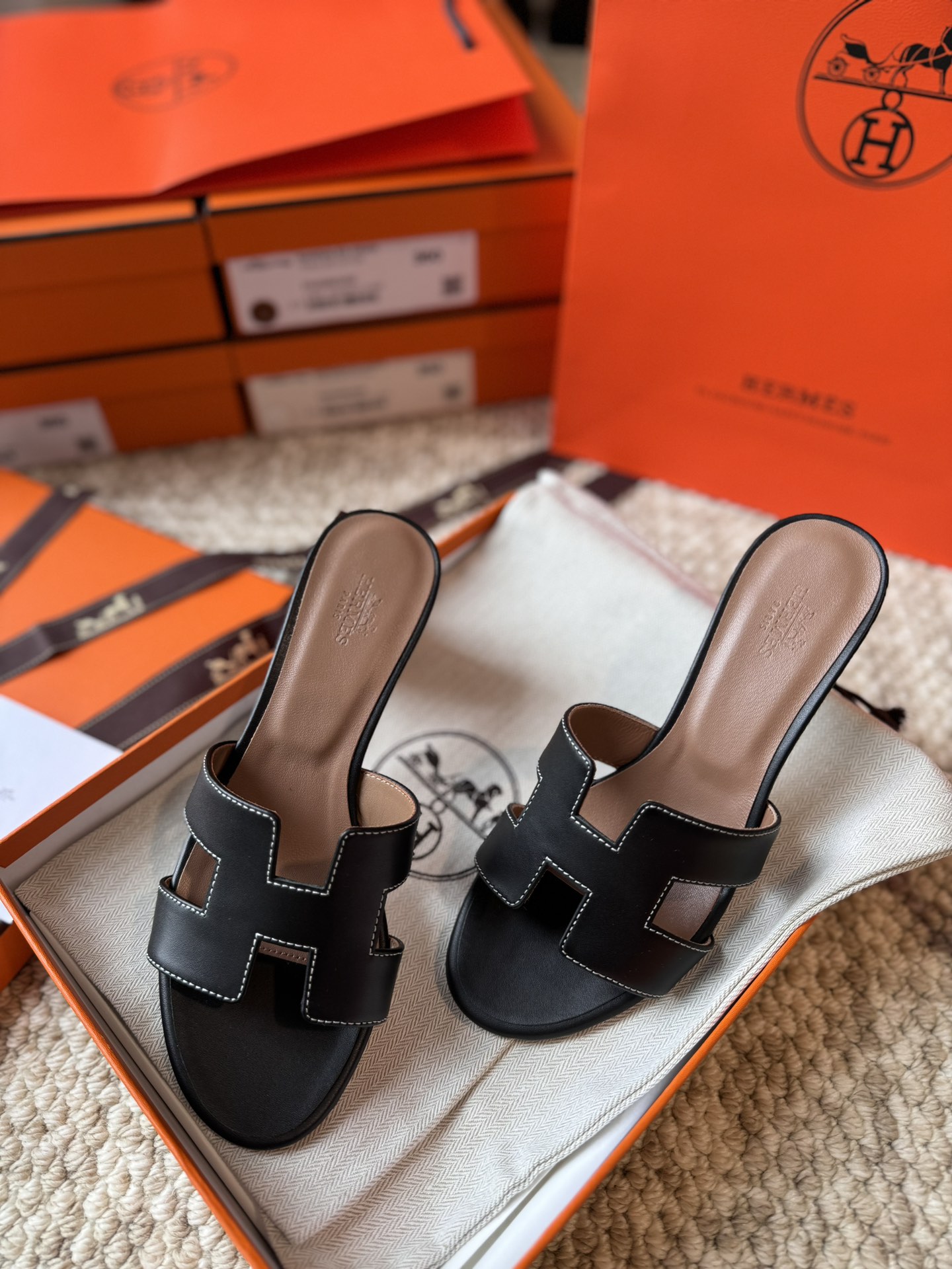 HERMES 01129