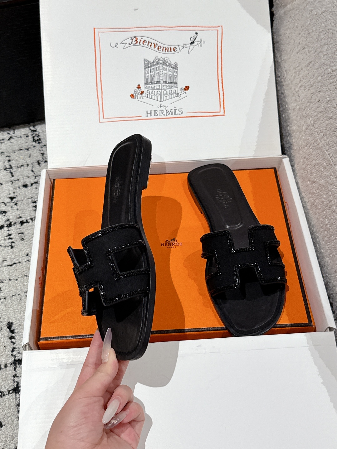 HERMES  01129
