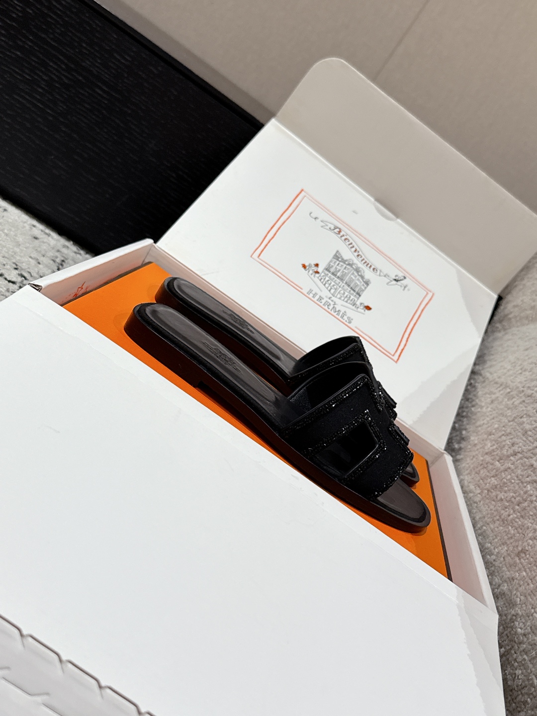 HERMES  01129