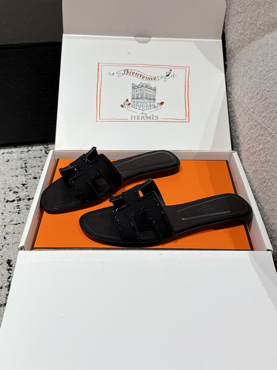 HERMES  01129