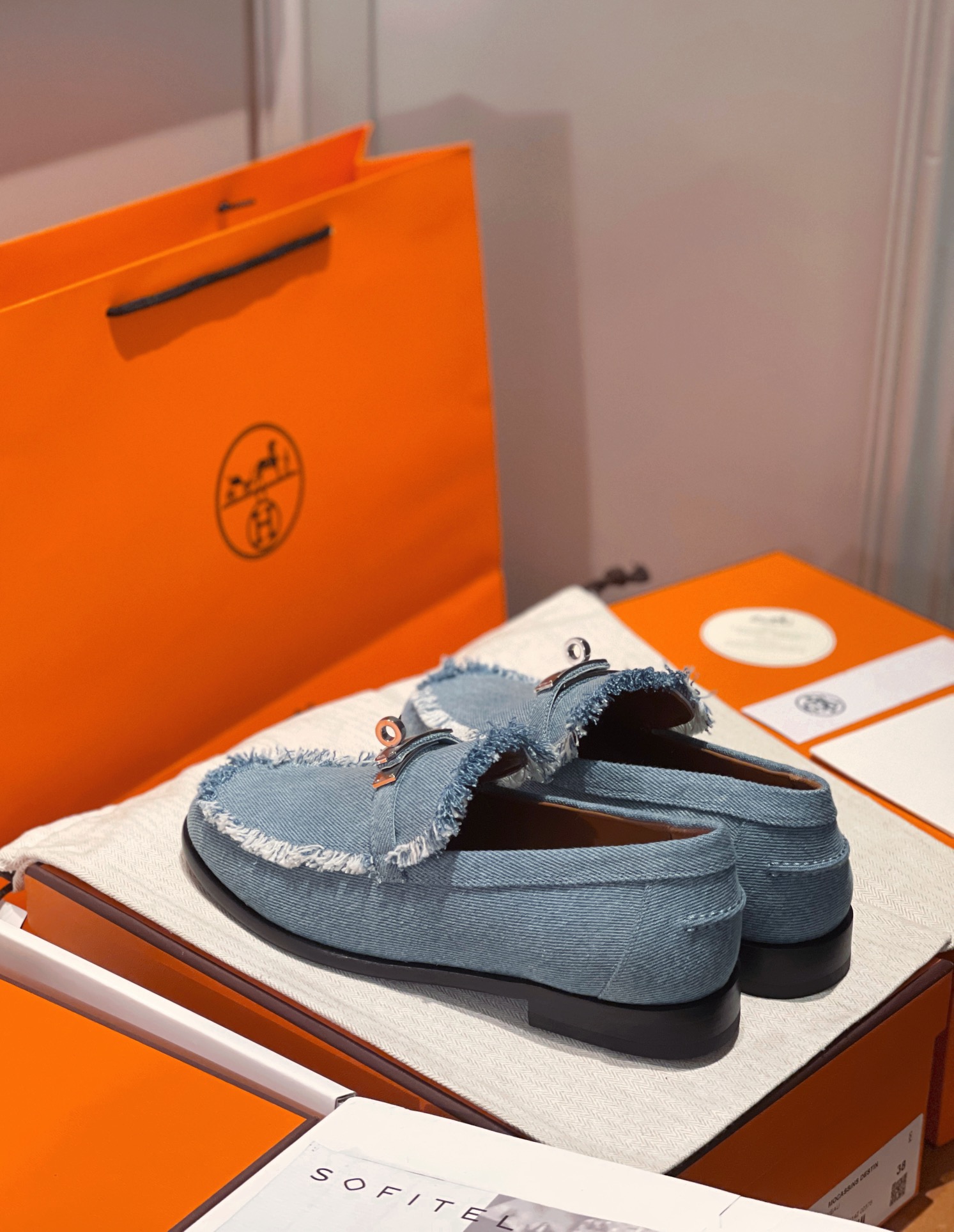 HERMES  01149