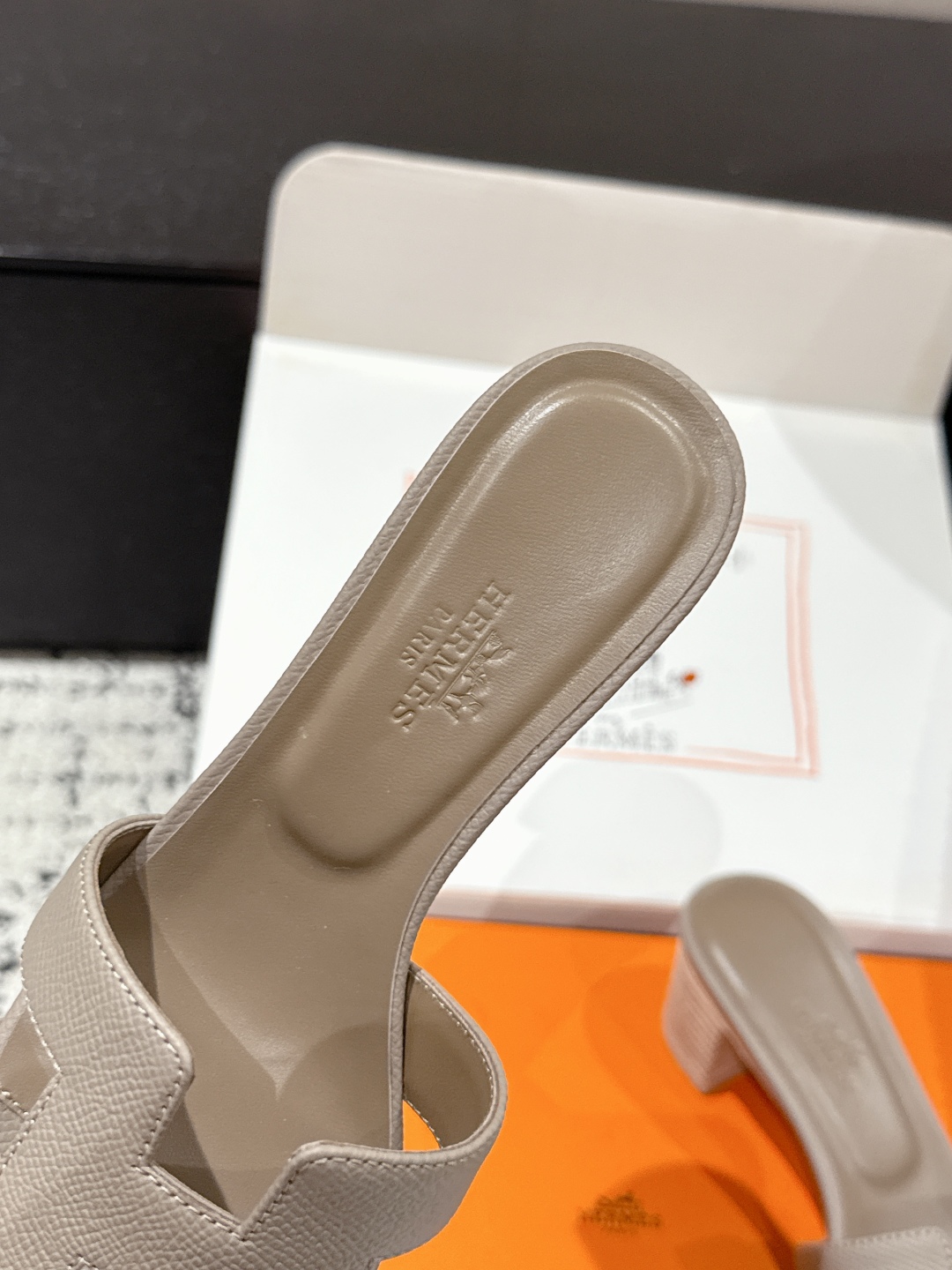 HERMES  01159