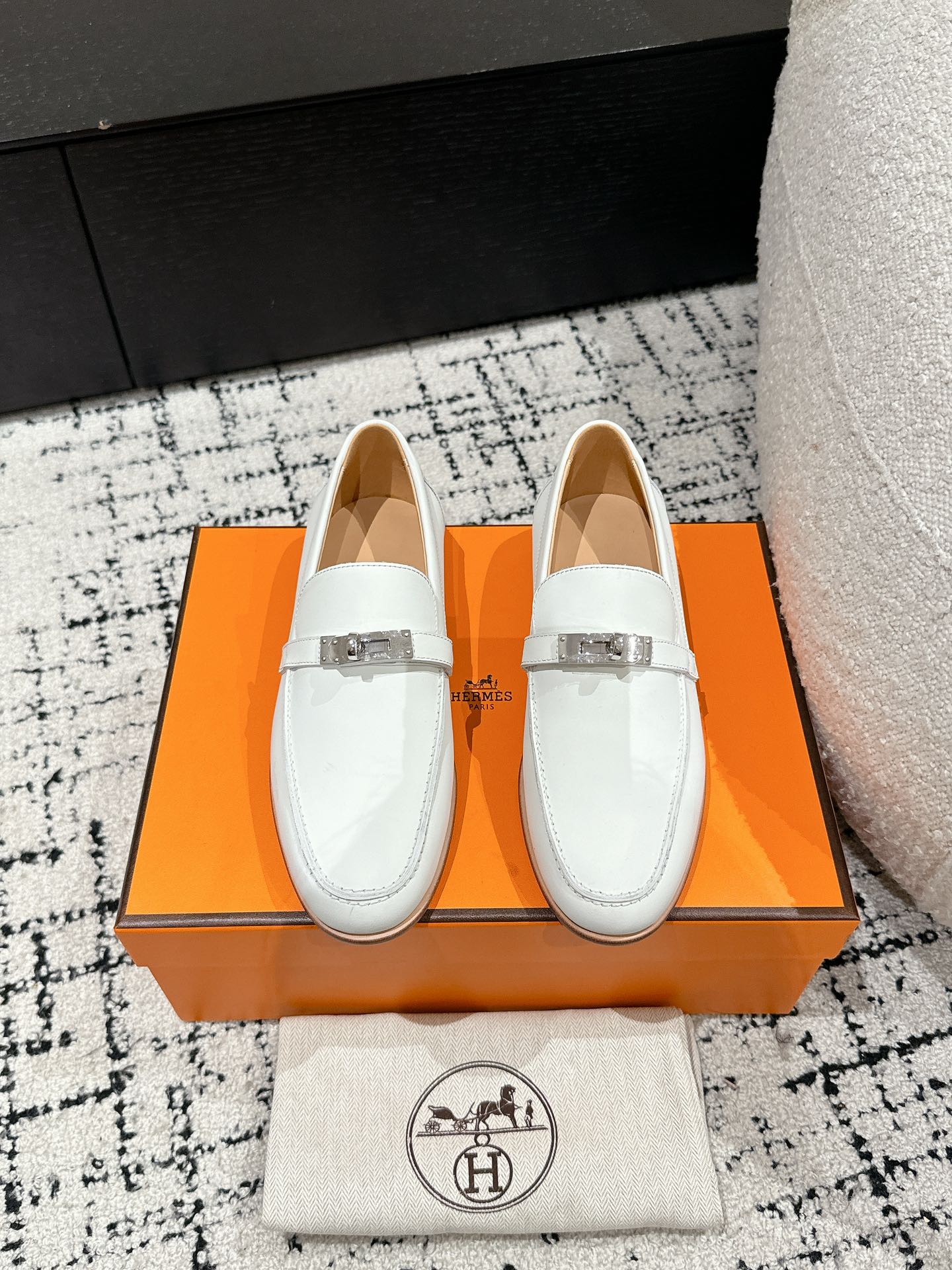 HERMES 01169