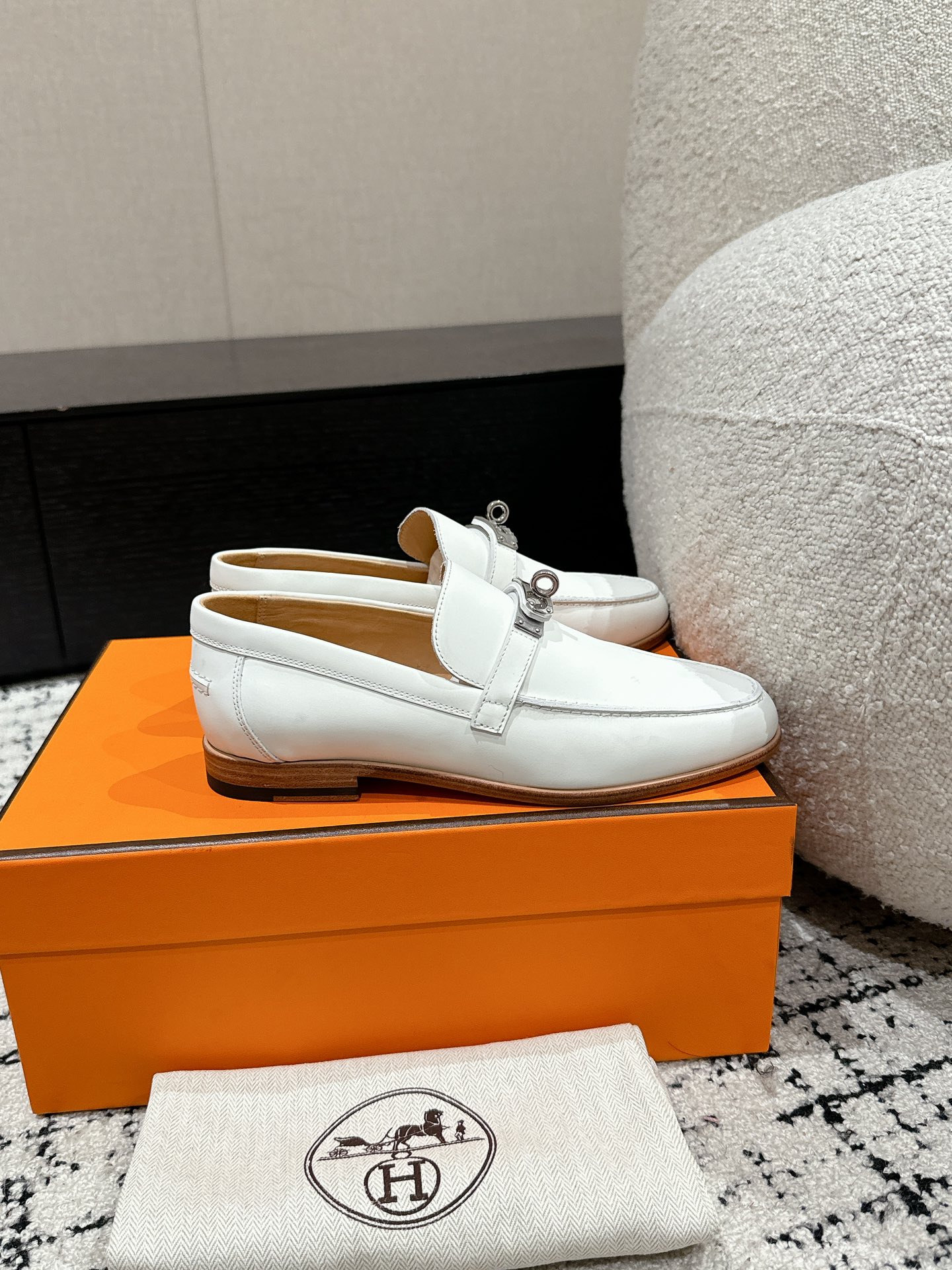 HERMES 01169