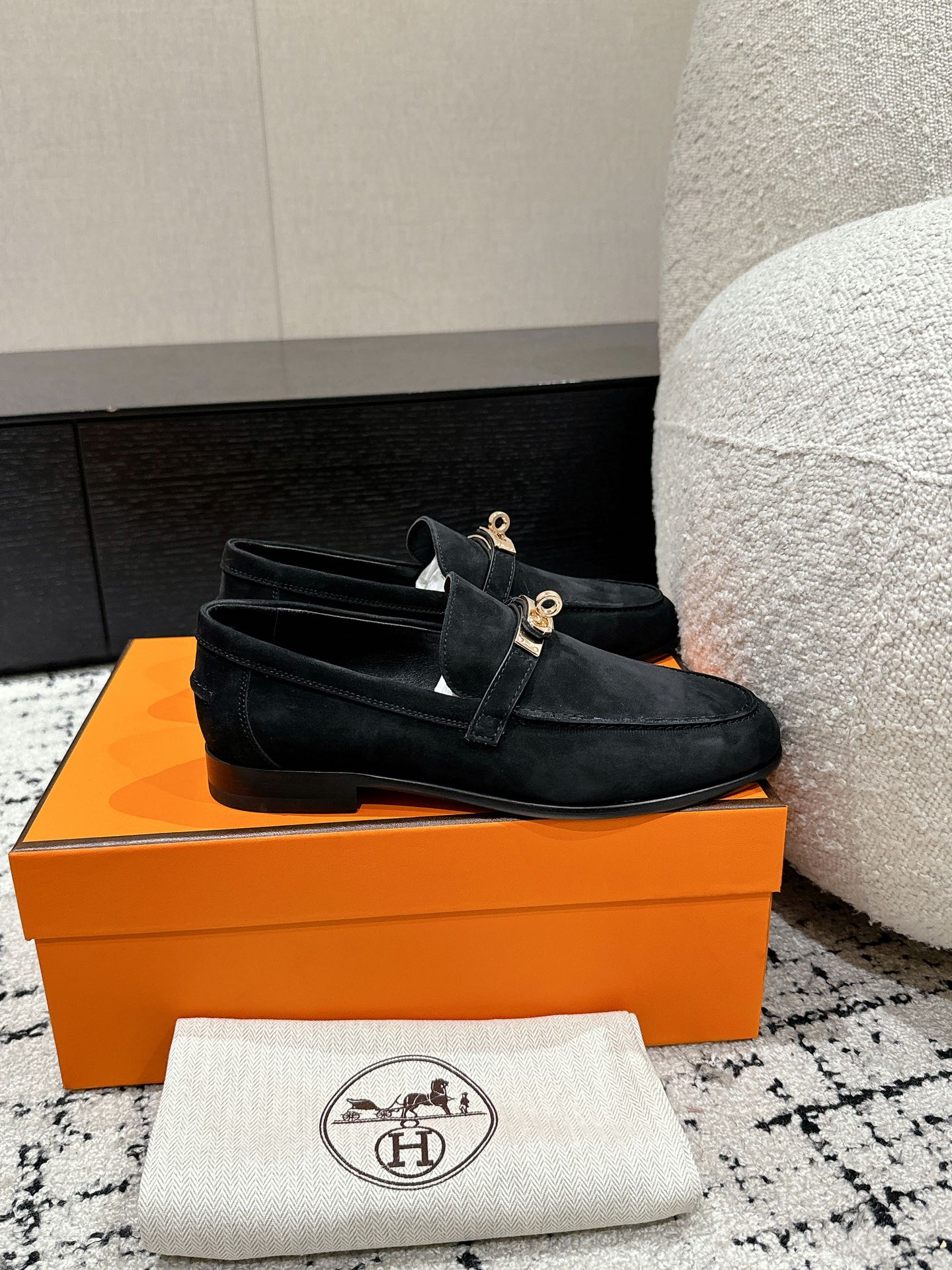 HERMES 01179
