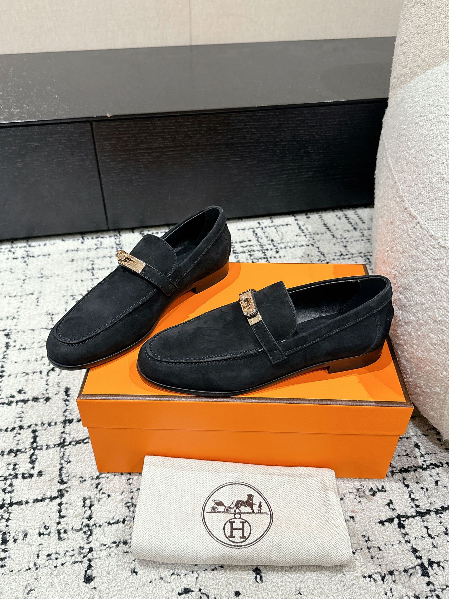 HERMES 01179