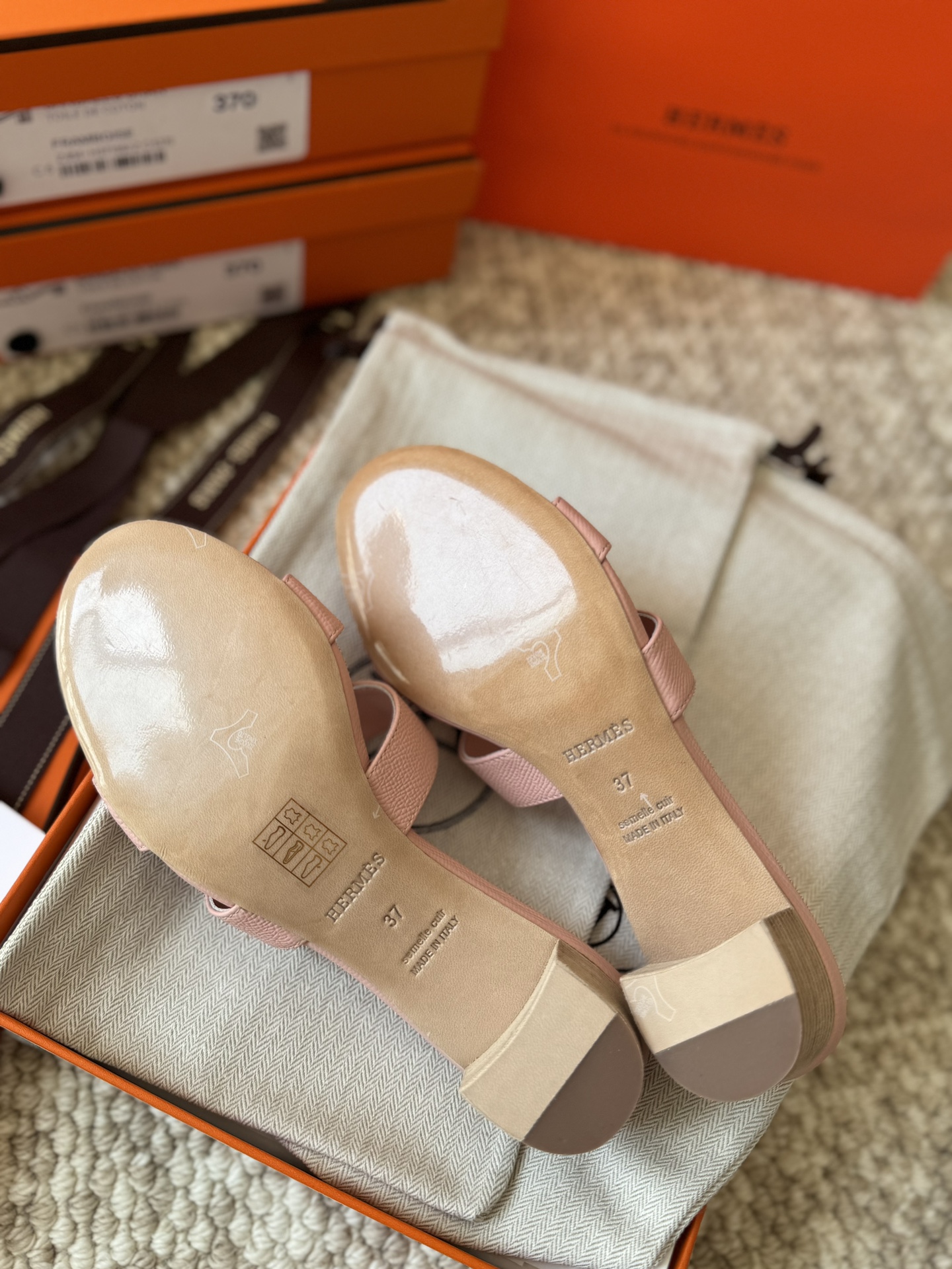HERMES 01189
