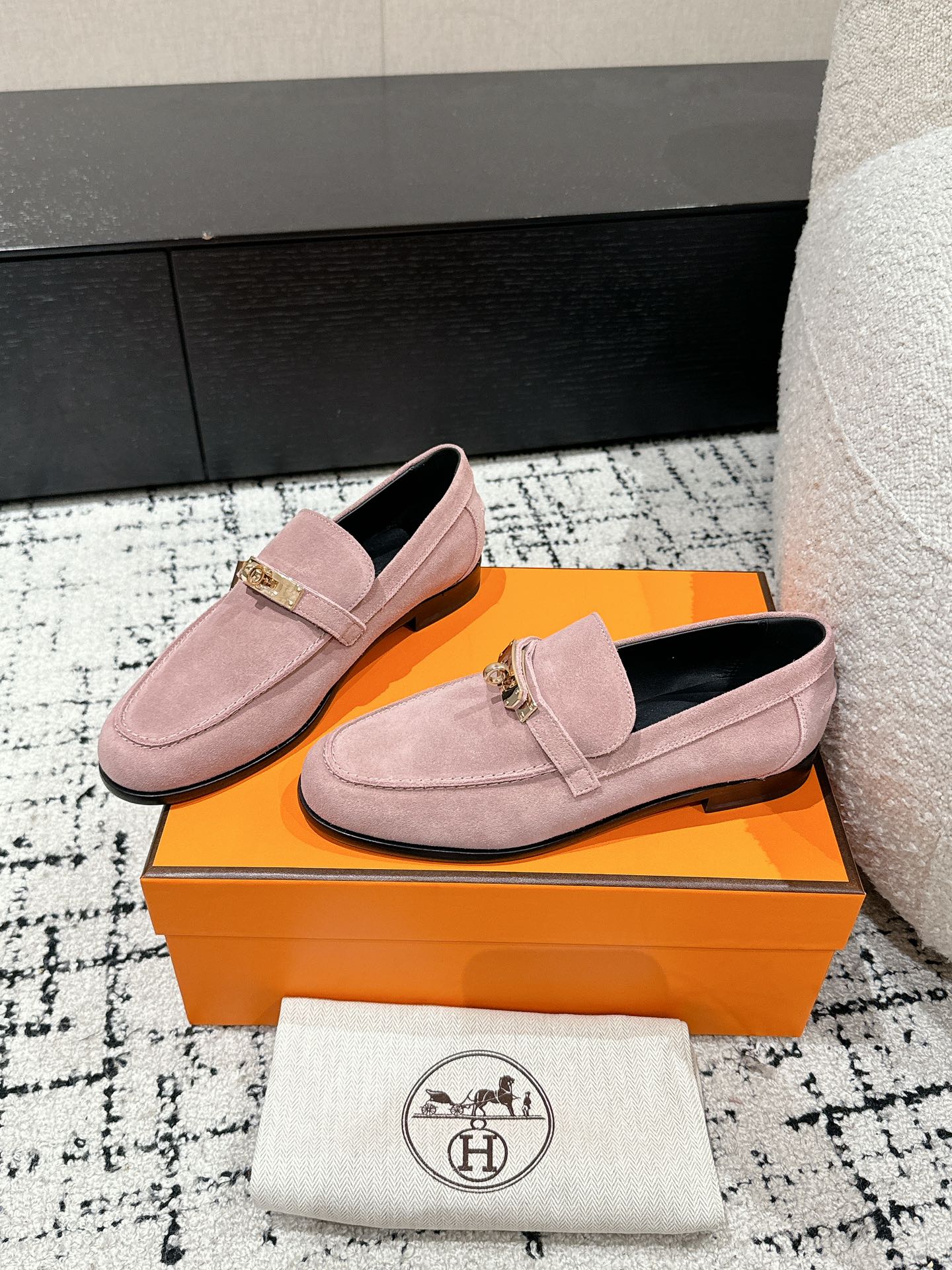 Hermes  Suede Goatskin Womens Destin Loafers  Rose Aube
