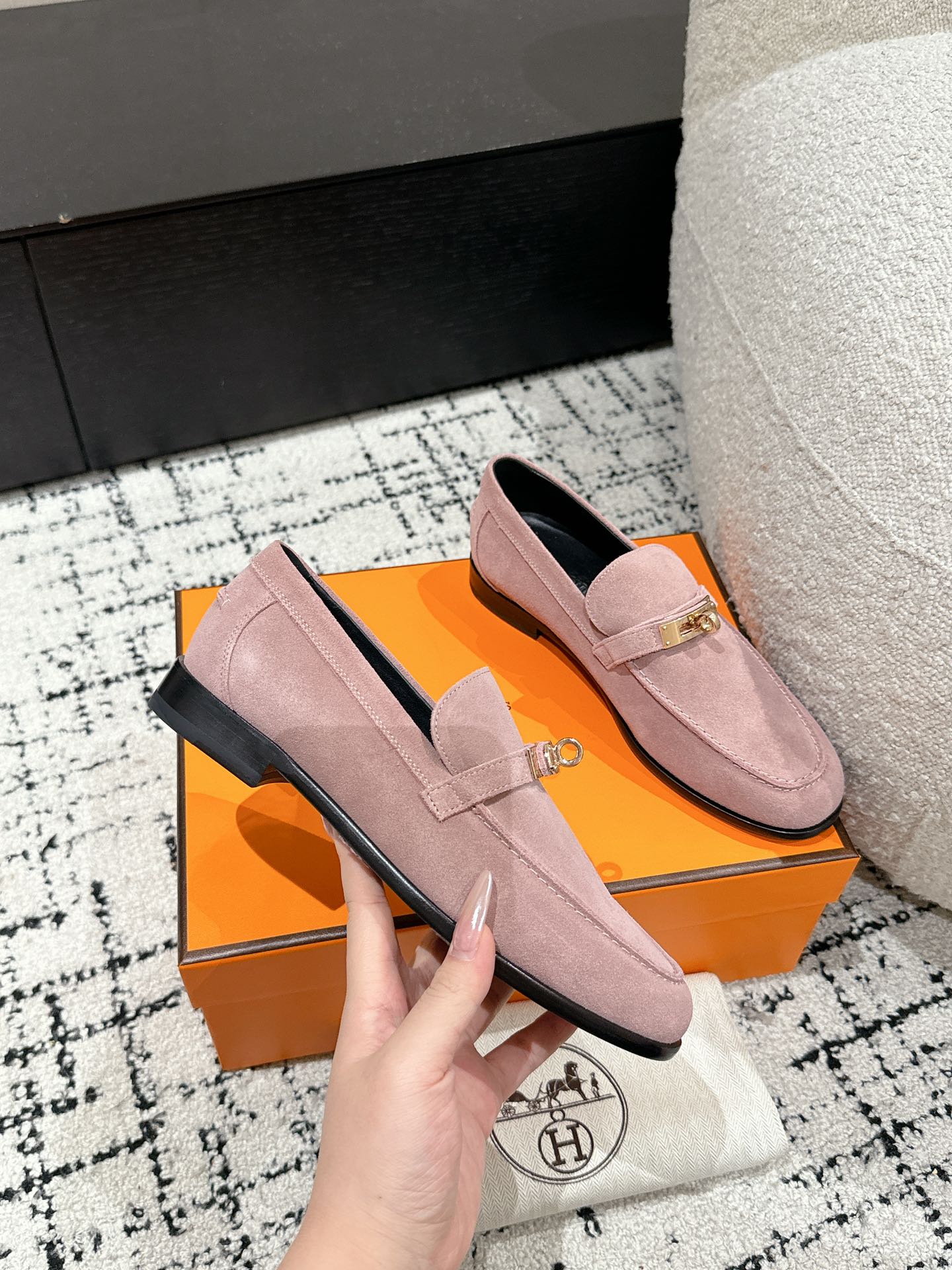 Hermes  Suede Goatskin Womens Destin Loafers  Rose Aube