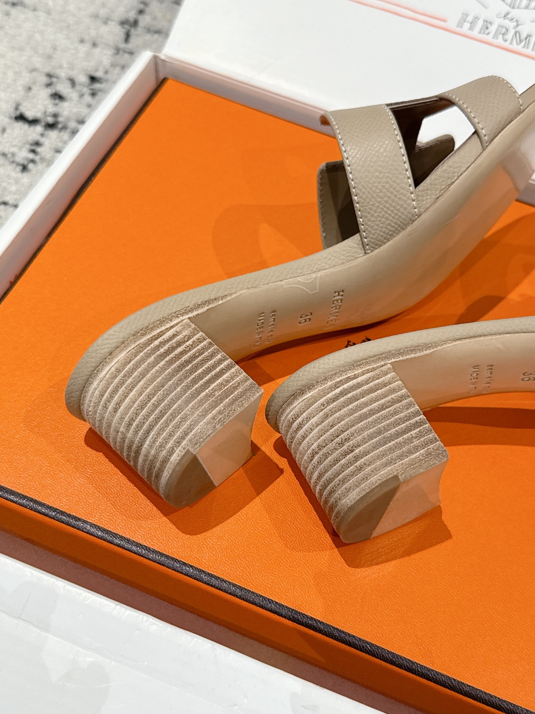 HERMES 01199 HERMES 01199