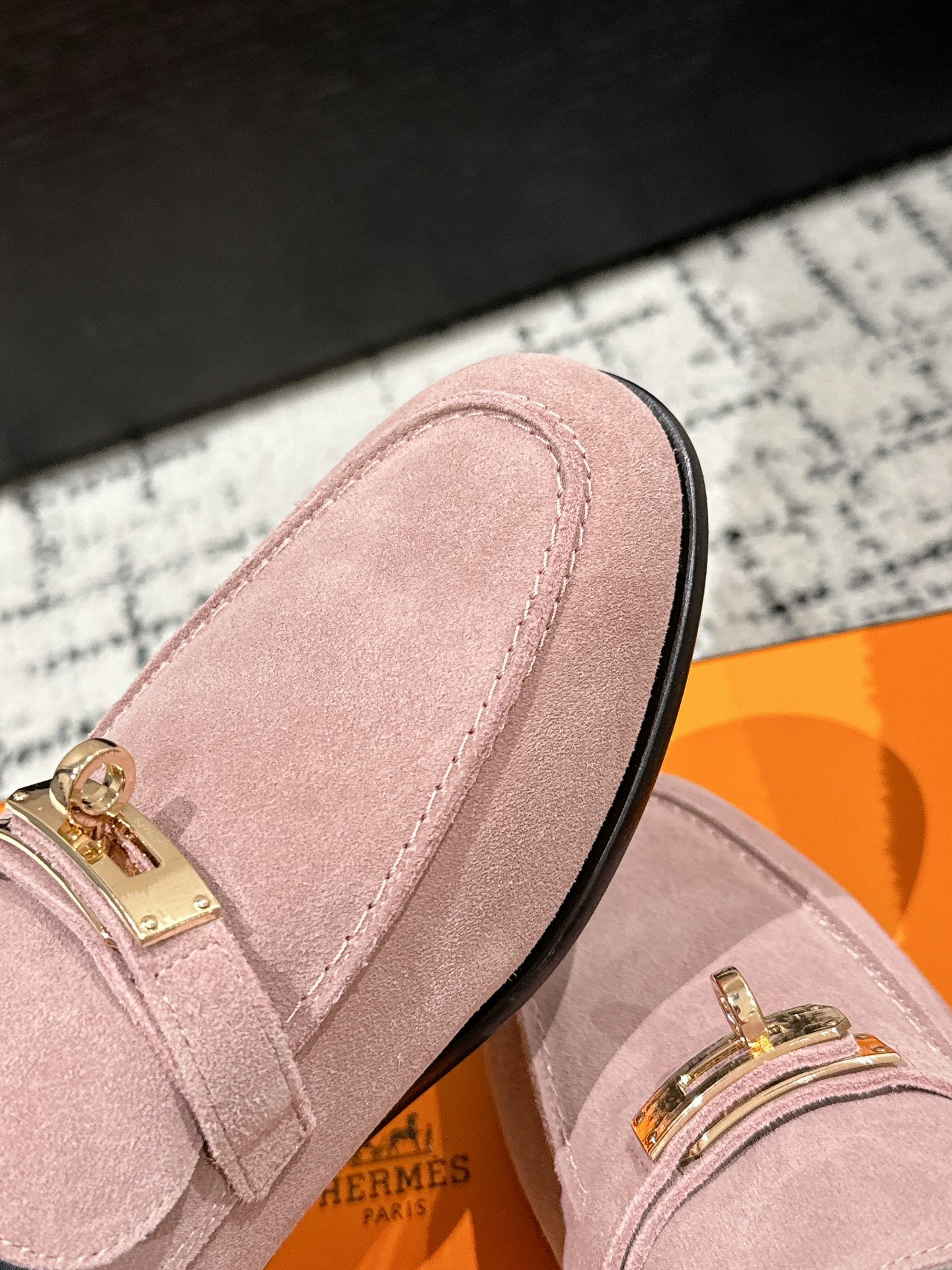 Hermes  Suede Goatskin Womens Destin Loafers  Rose Aube
