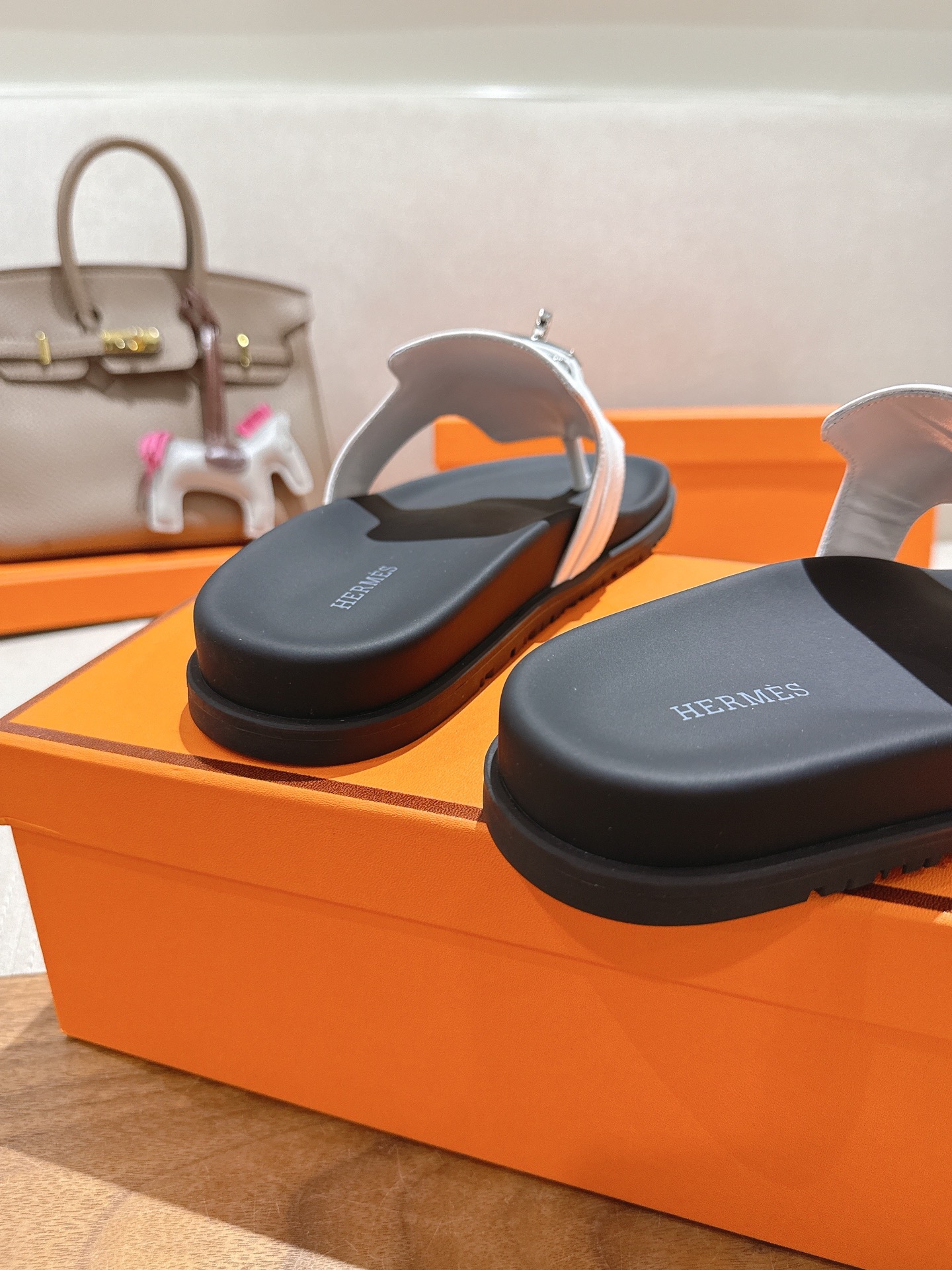 HERMES  01209