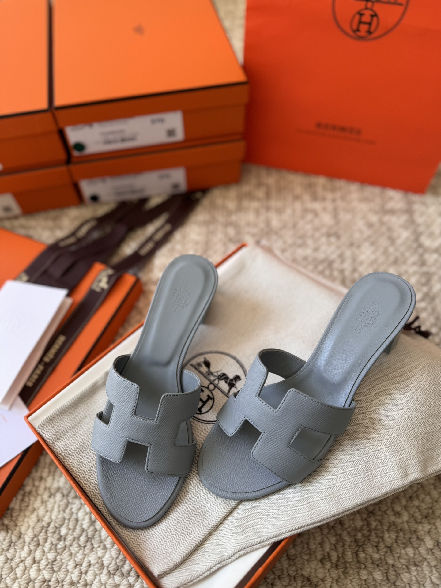 HERMES 01209