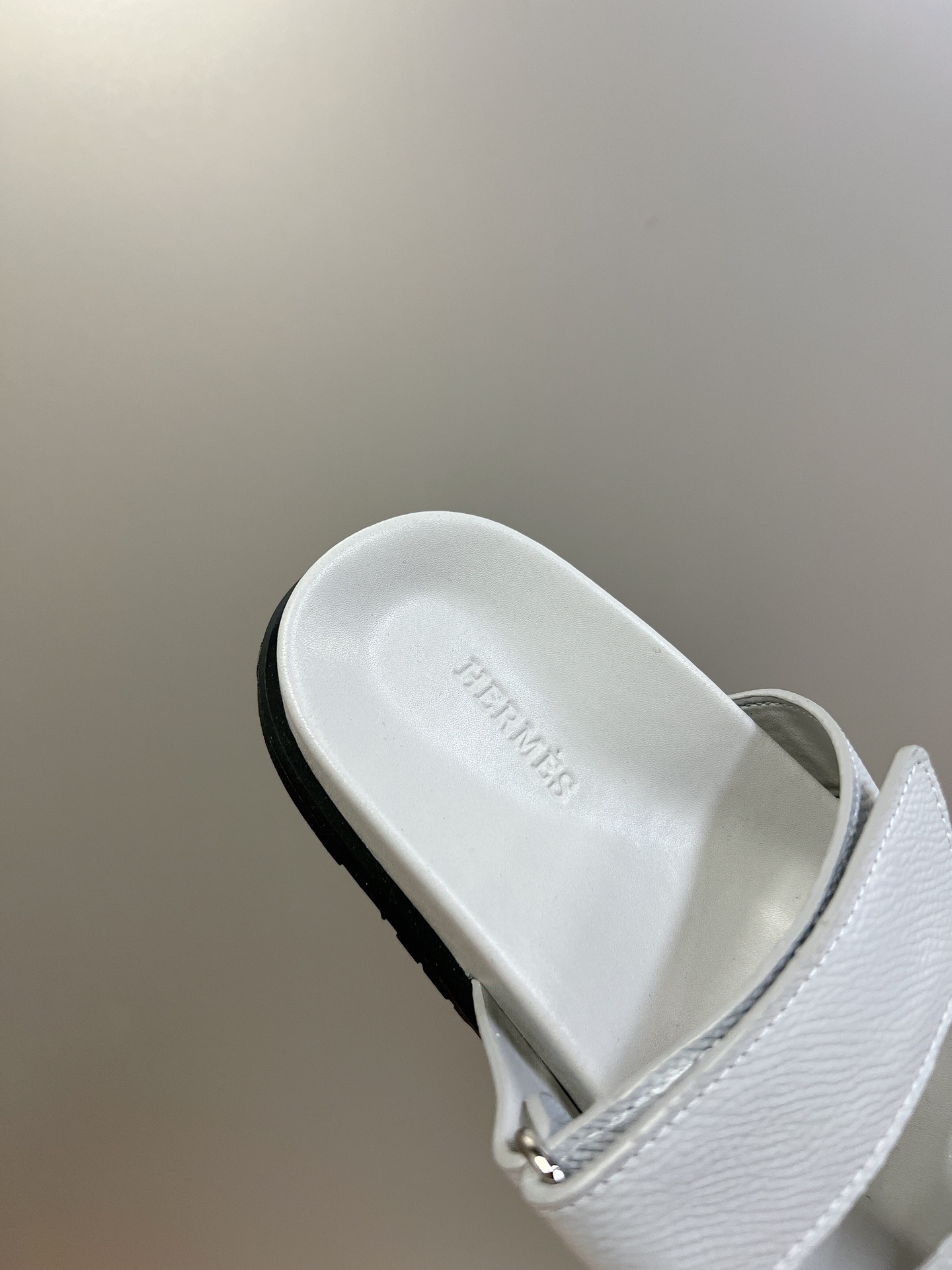 HERMES 01219