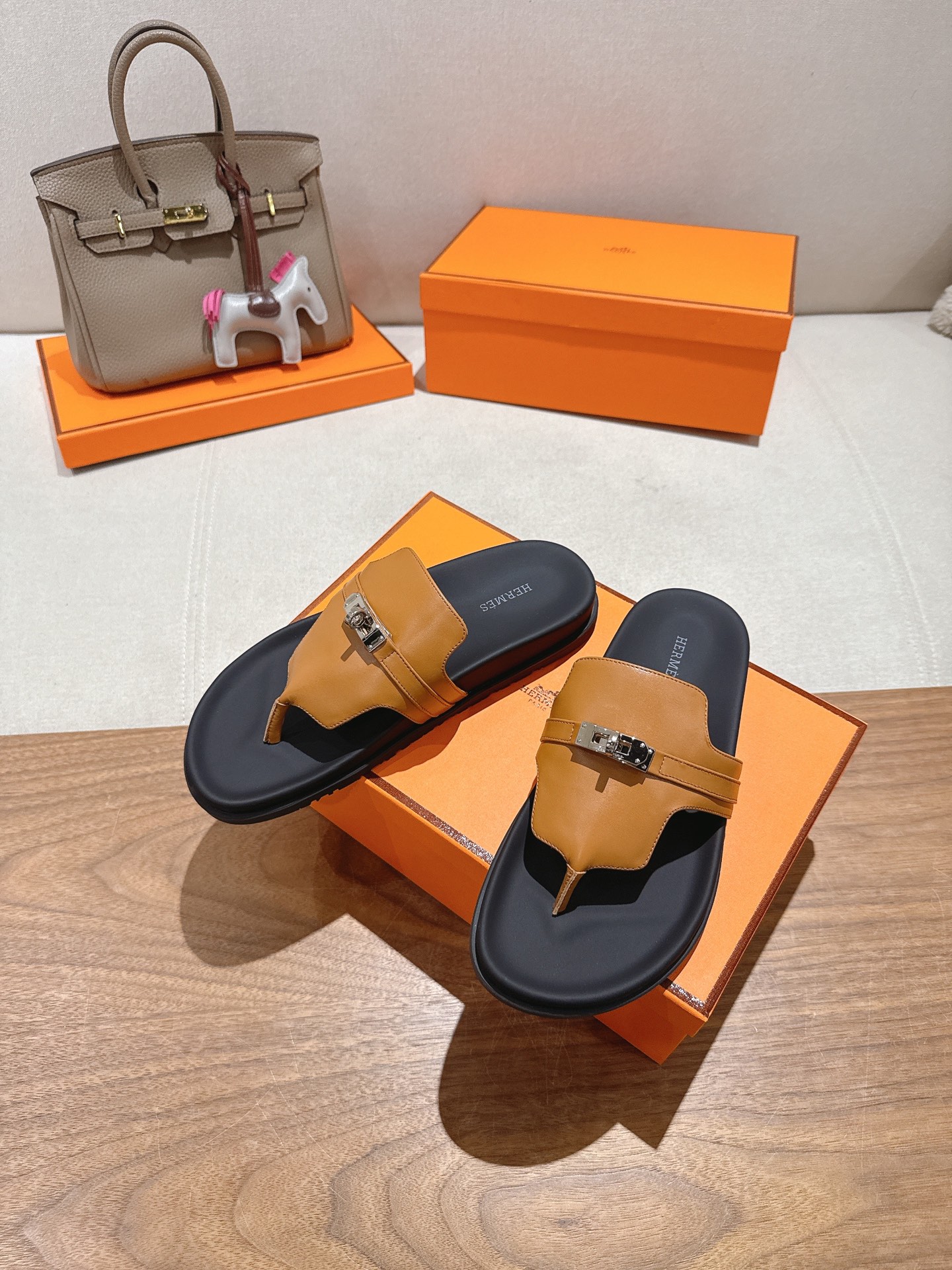 HERMES  01219