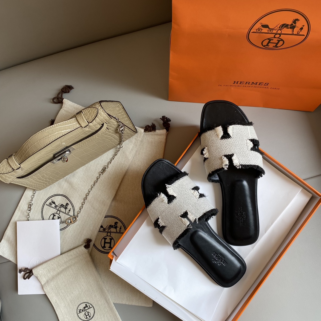 HERMES 01228