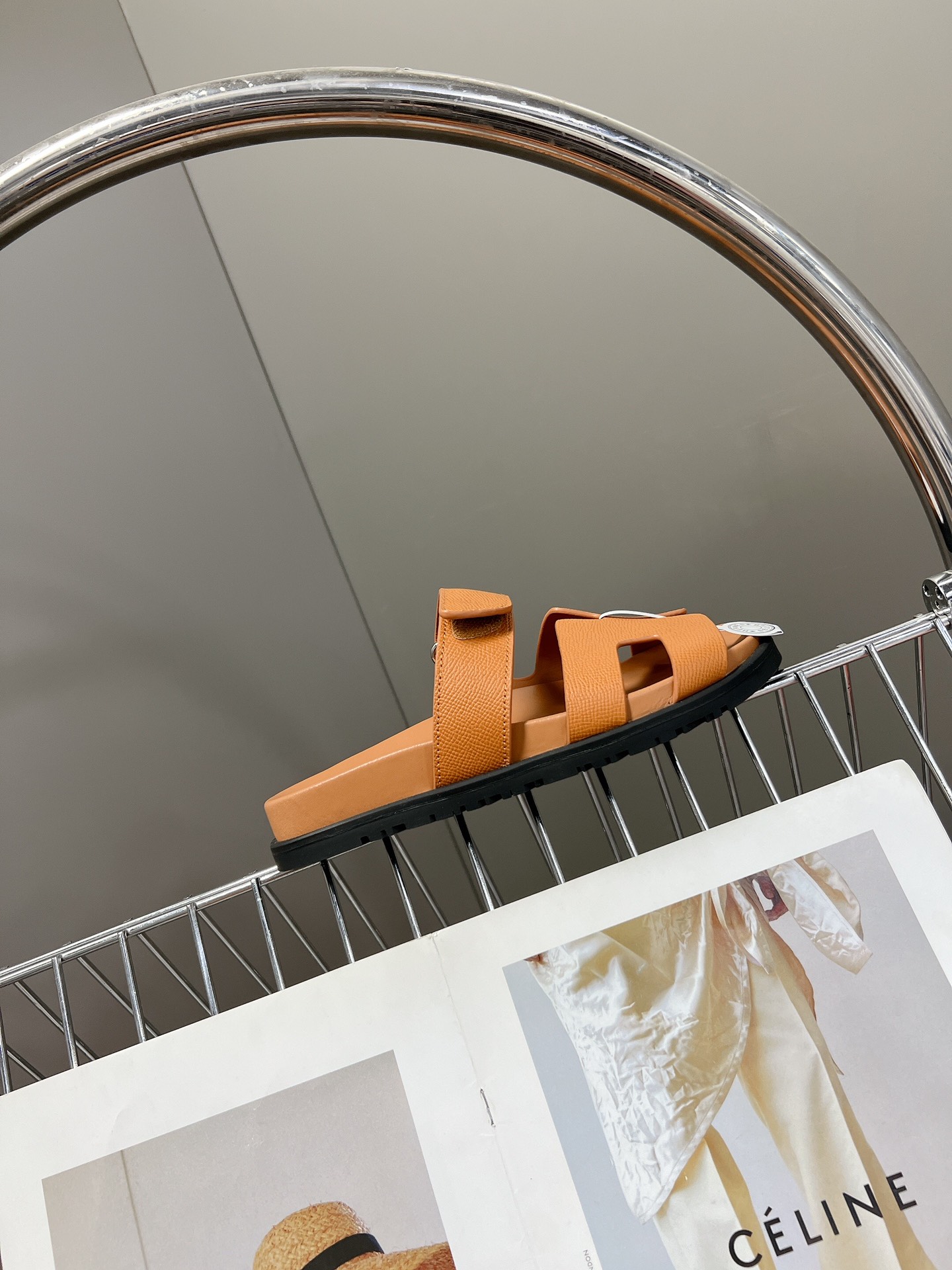 HERMES 01229