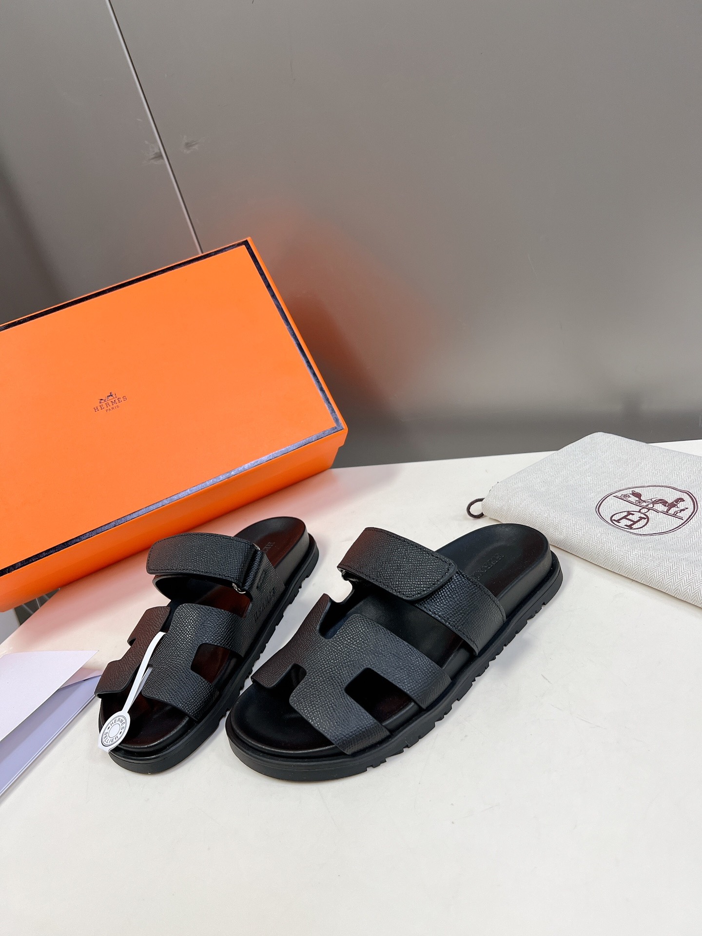HERMÈS Black Calfskin Women’s Chypre Sandals