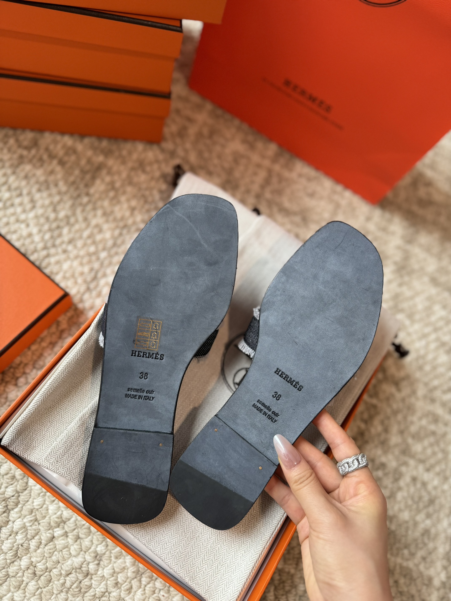 HERMES 01249